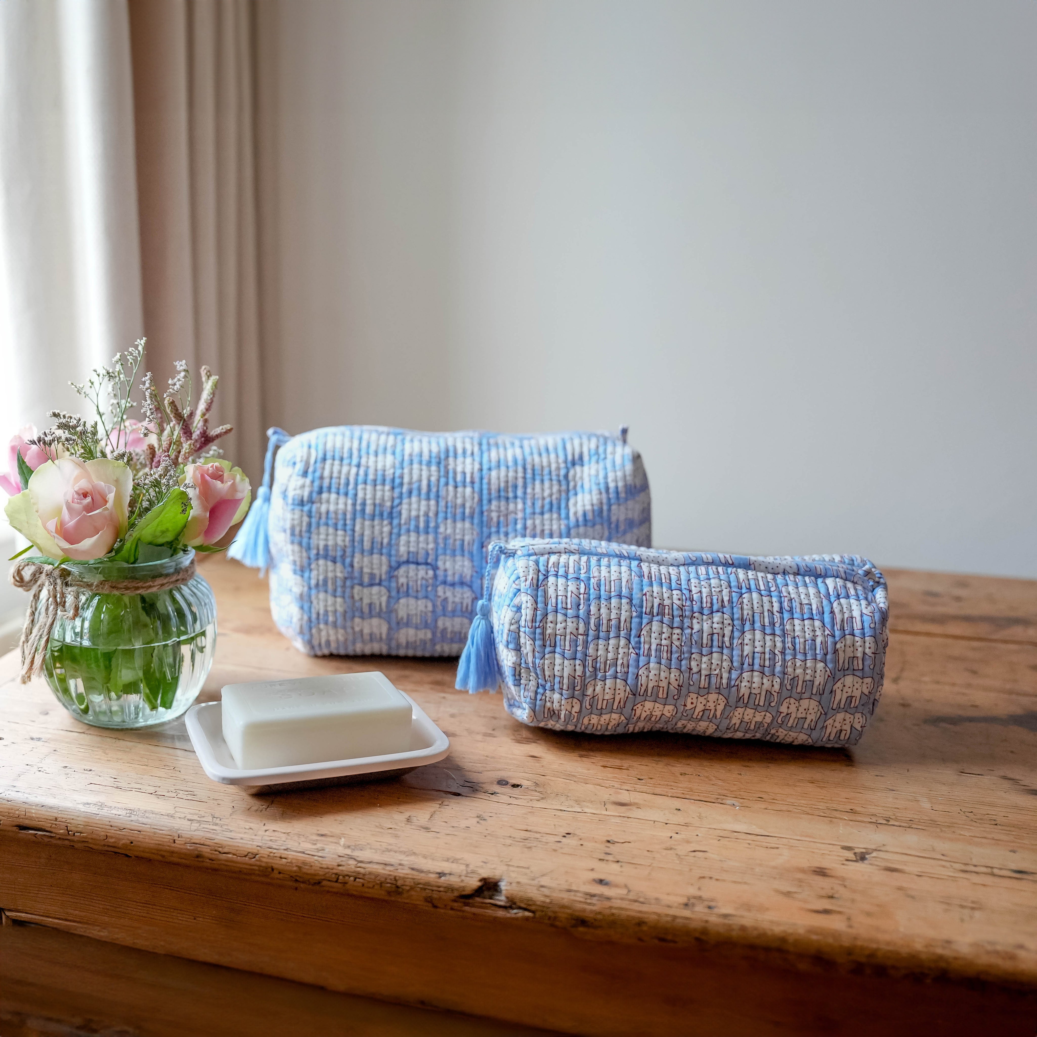 COTTON WASH BAG - BLUE ELEPHANT