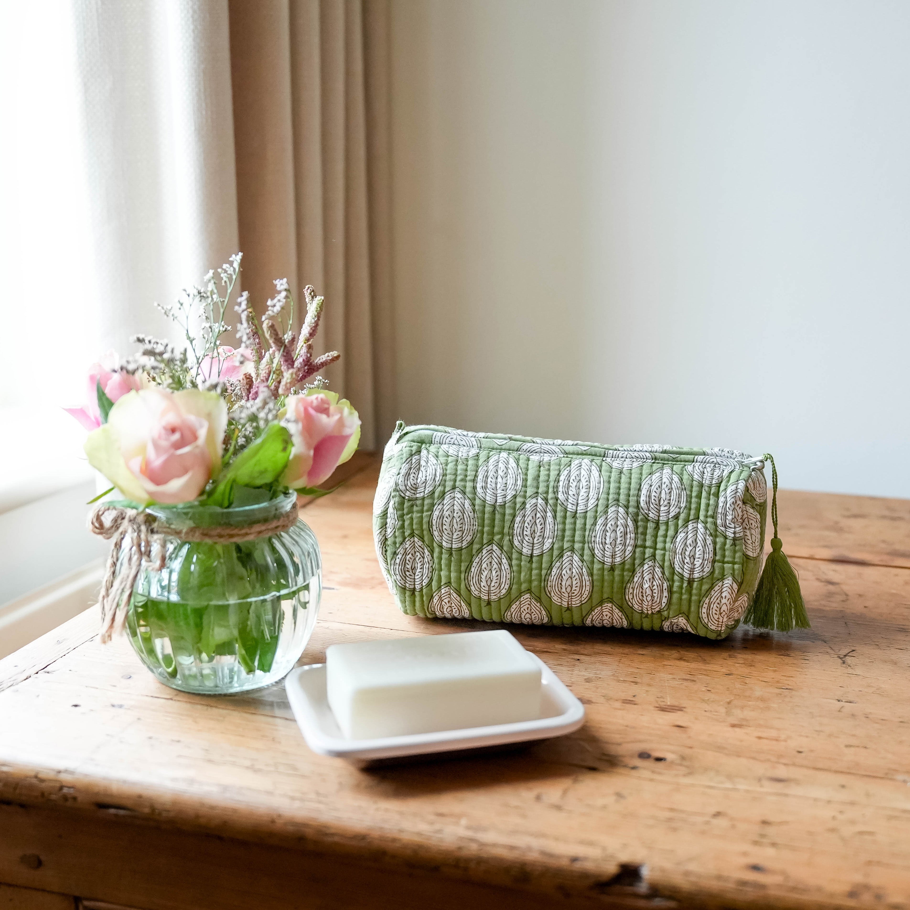 COTTON WASH BAG - GREEN LEAF