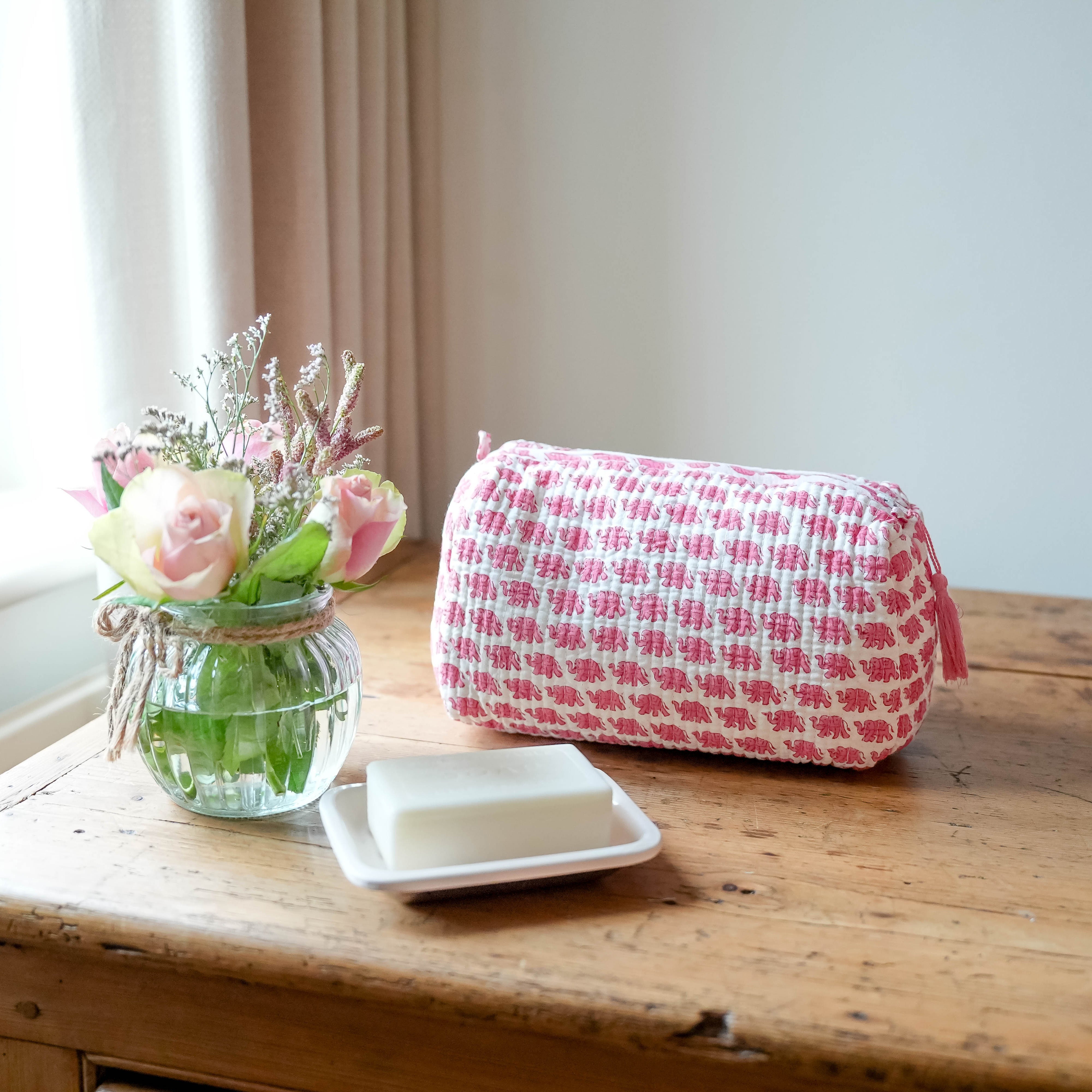 COTTON WASH BAG - PINK ELEPHANT