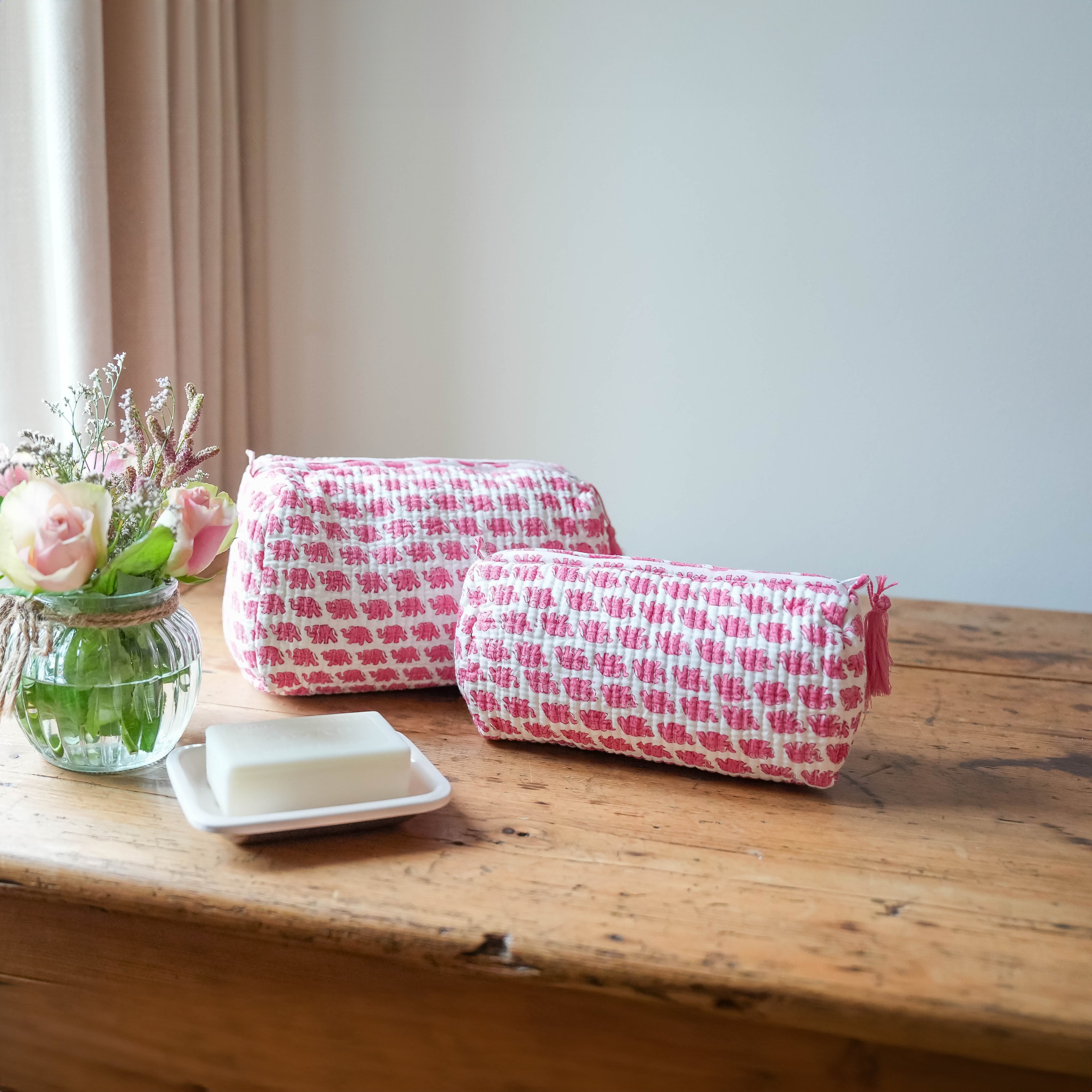 COTTON WASH BAG - PINK ELEPHANT