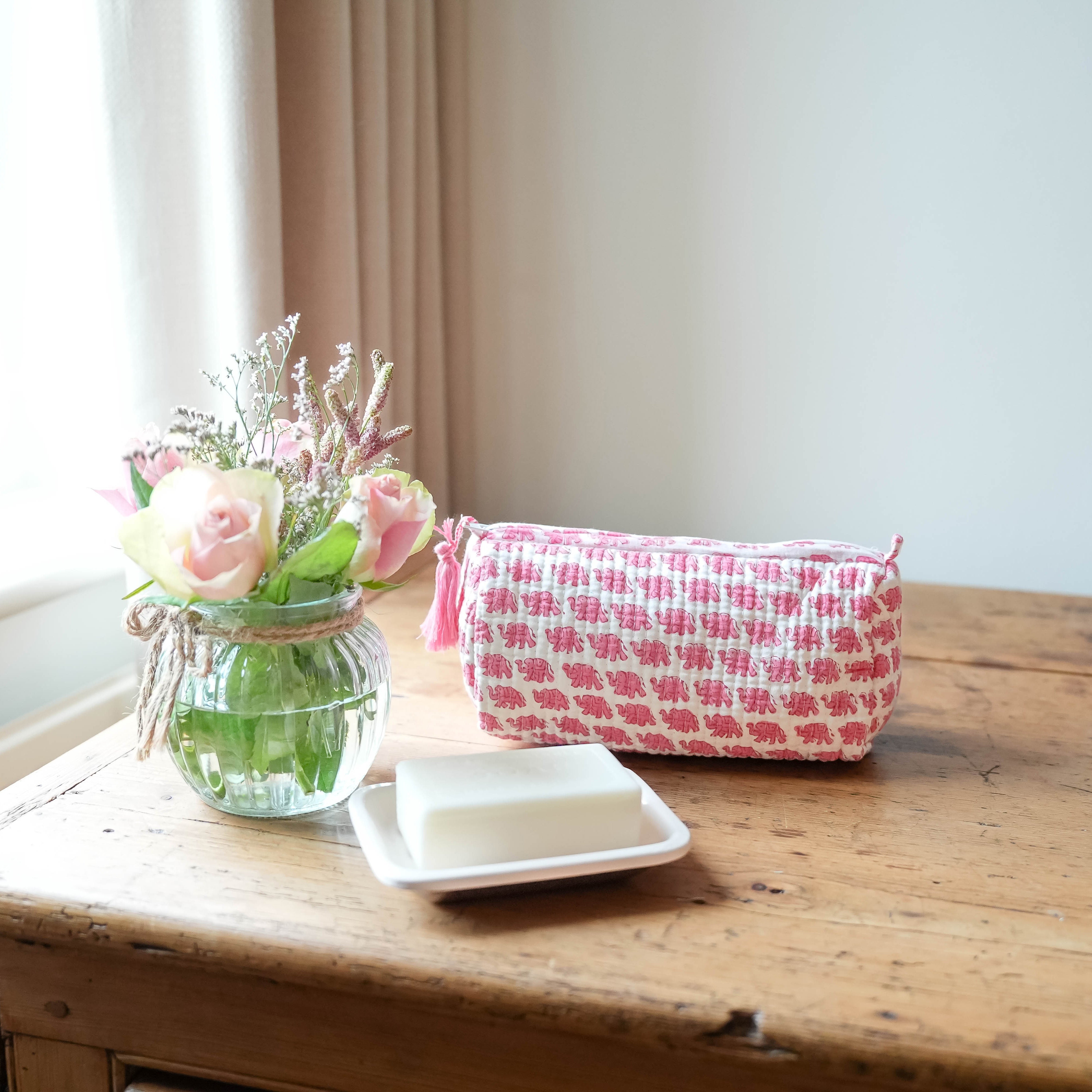 COTTON WASH BAG - PINK ELEPHANT