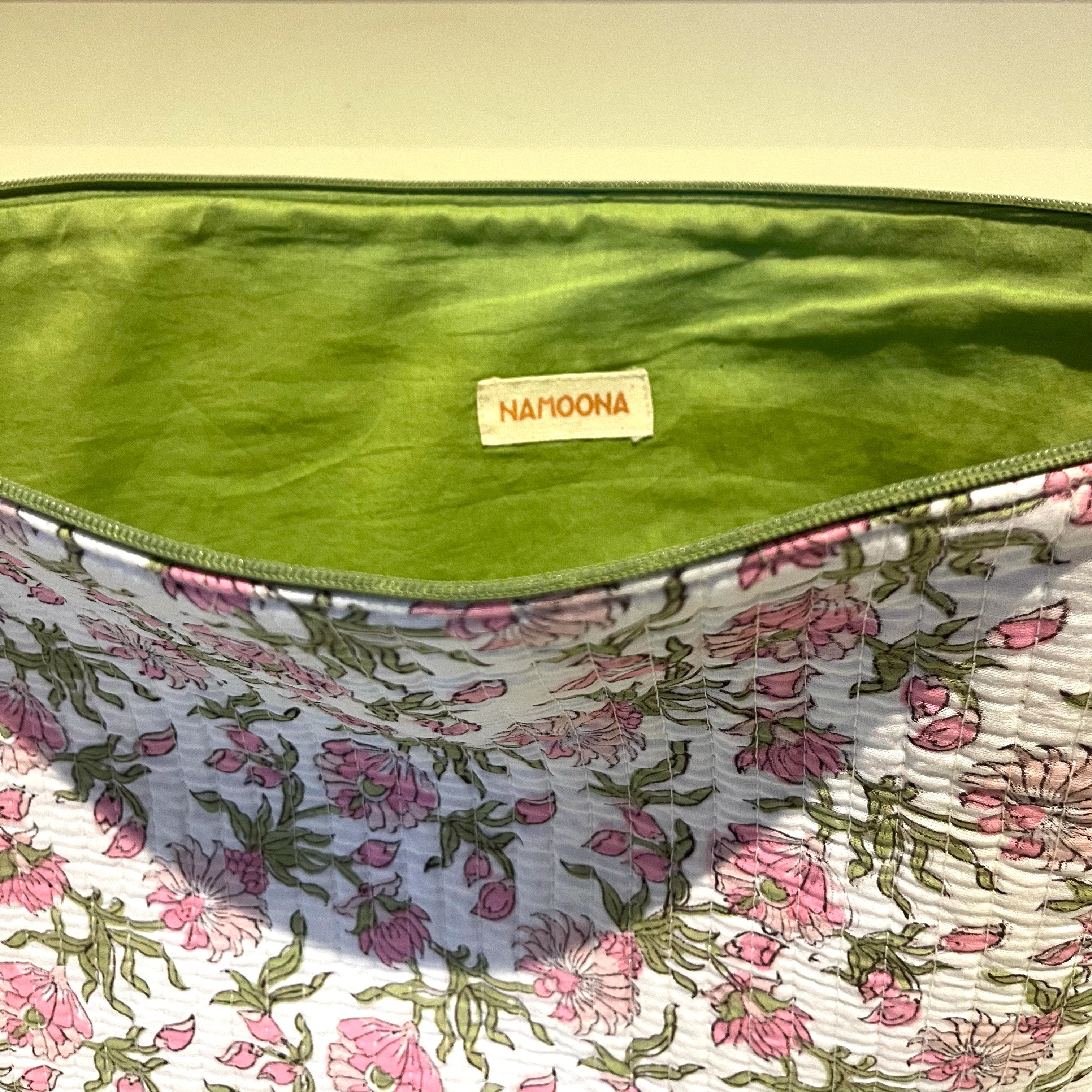 LAPTOP CASE - PINK WILDFLOWERS