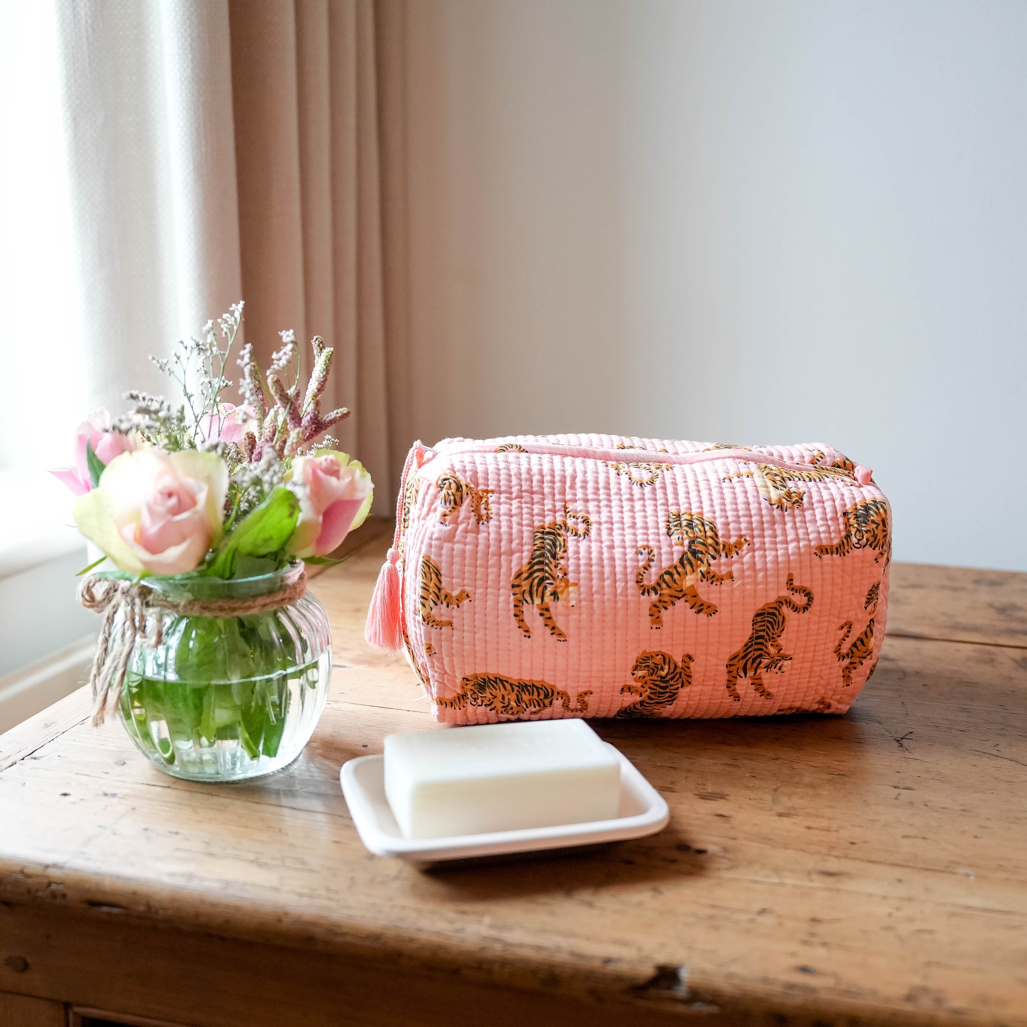 COTTON WASH BAG - PINK TIGER