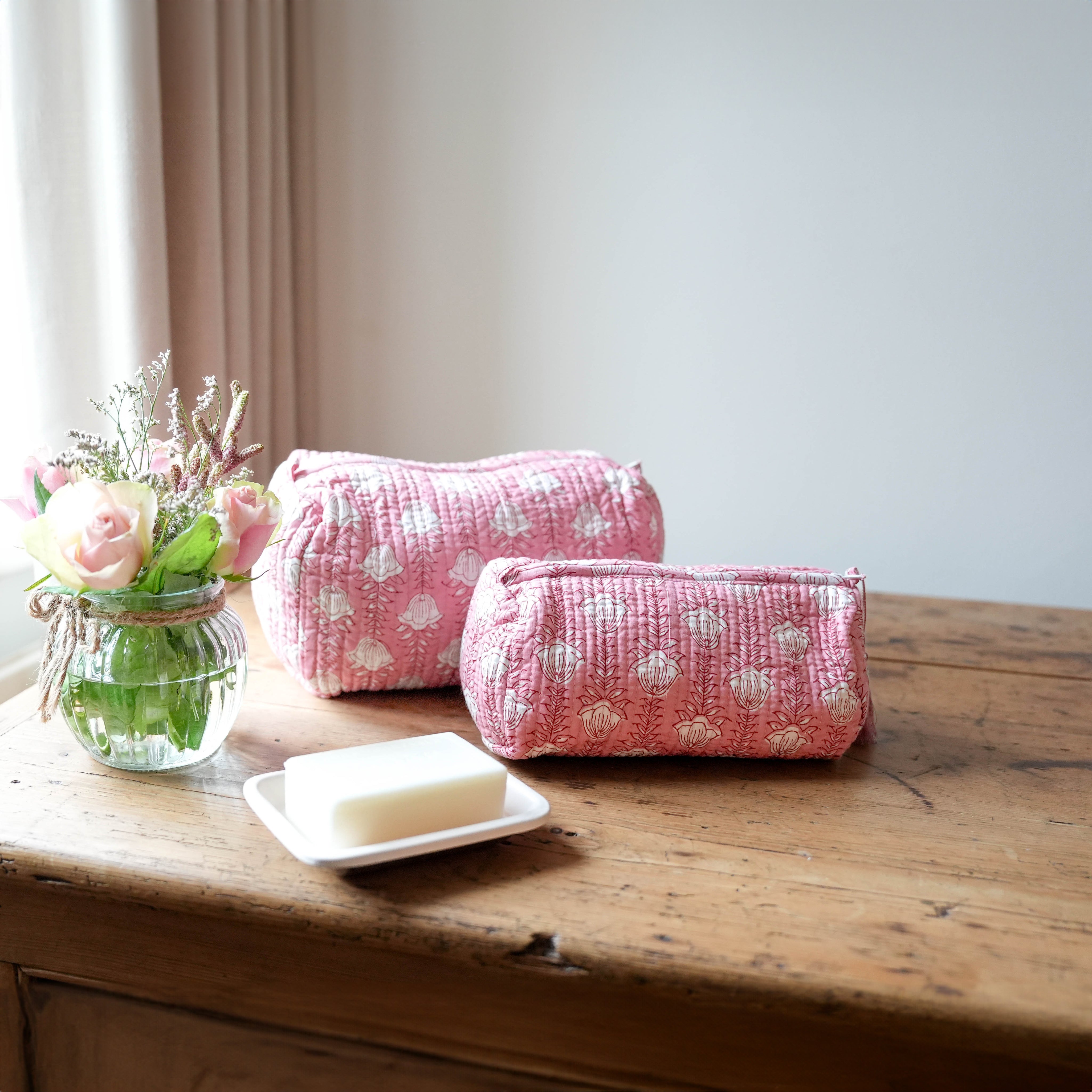 COTTON WASH BAG - PINK TULIP