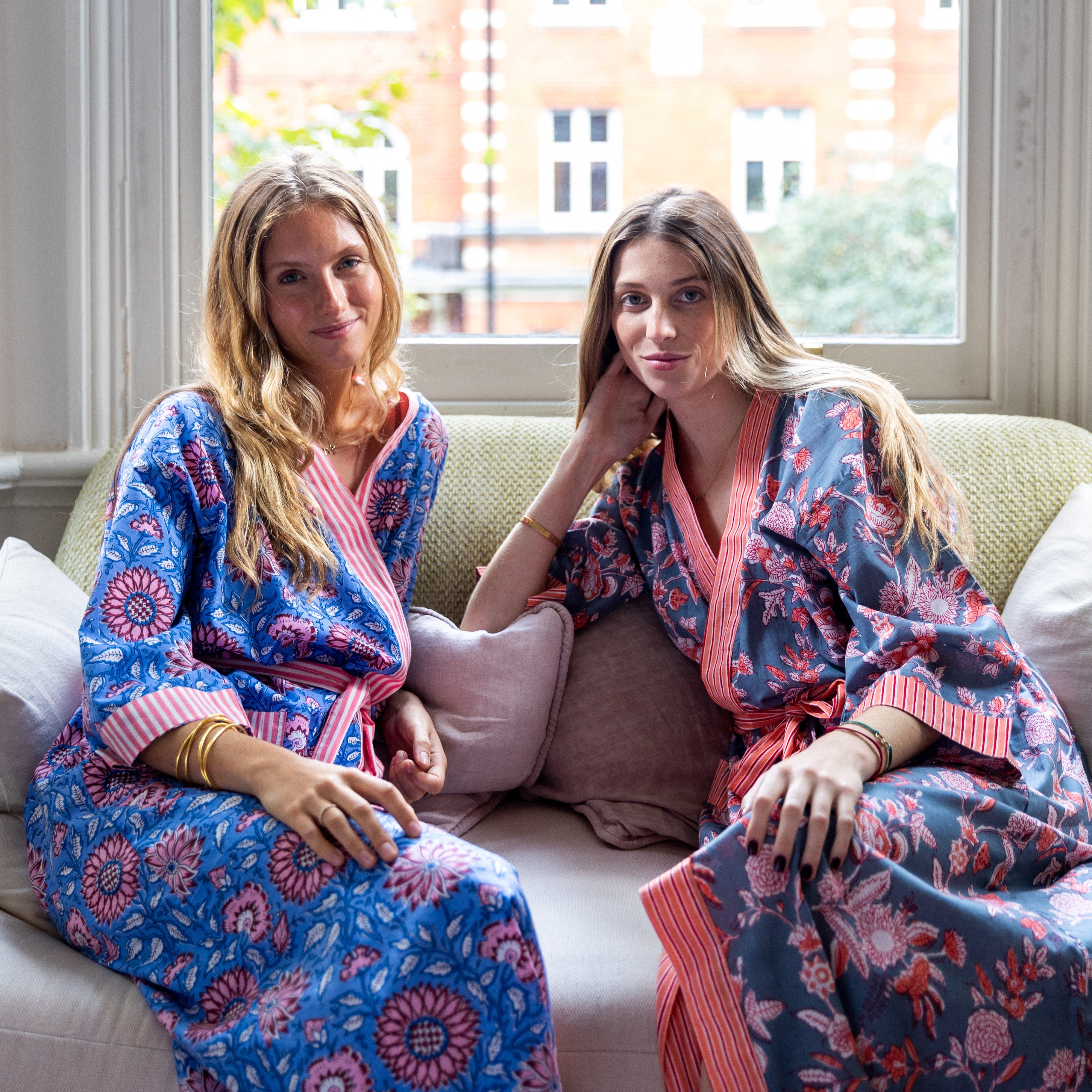KIMONO ROBES
