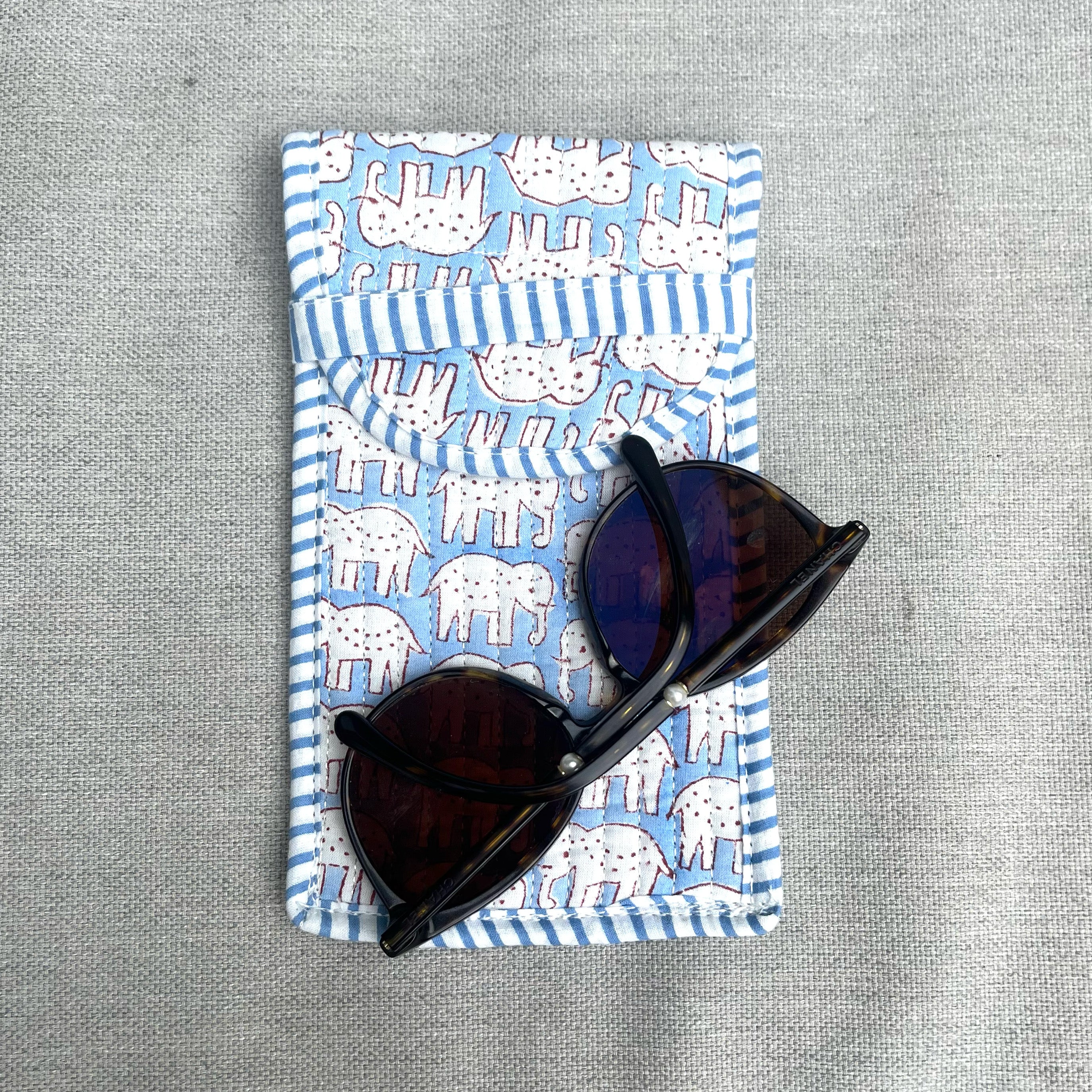 COTTON GLASSES CASE - BLUE ELEPHANT
