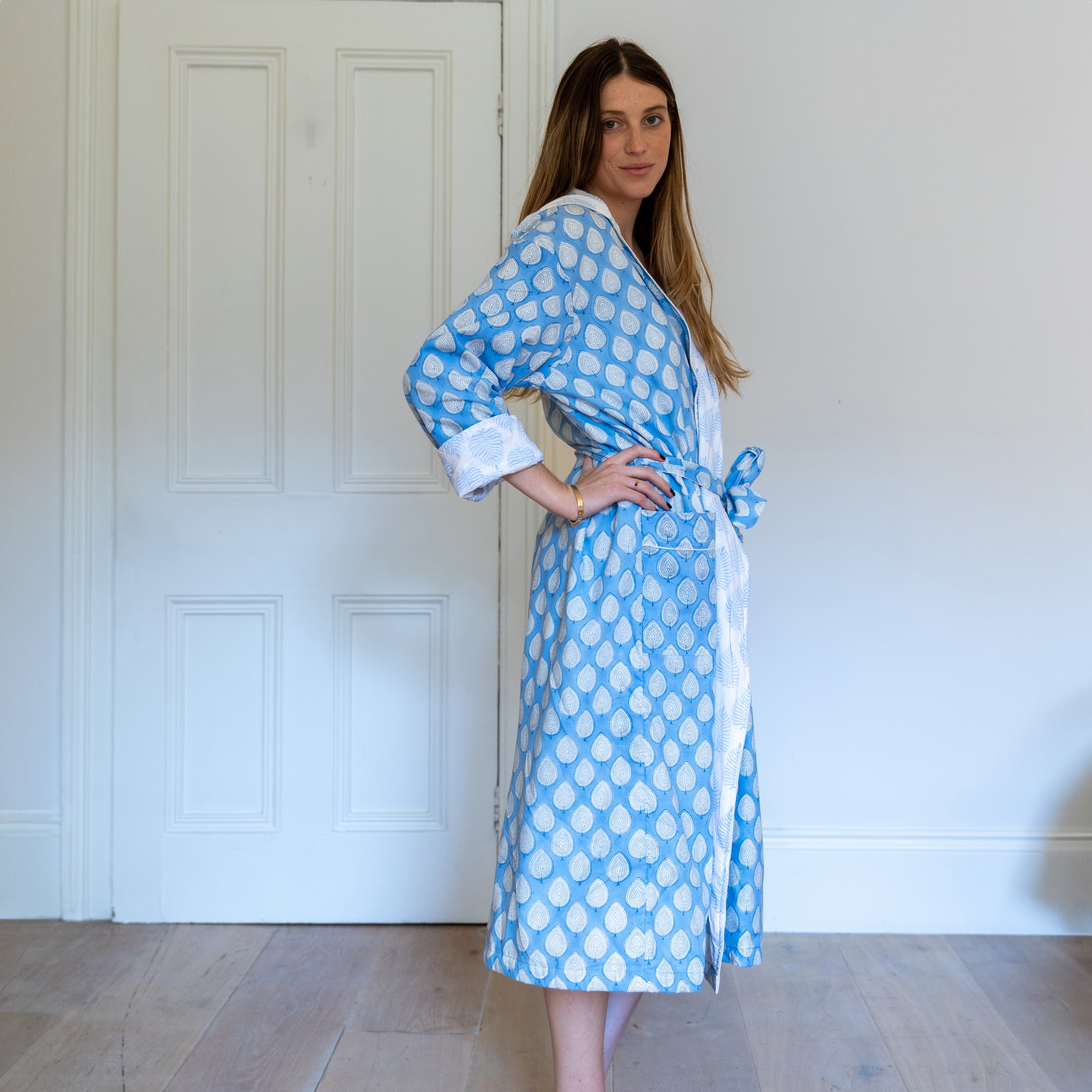 COTTON HOODED ROBE - BLUE LEAF