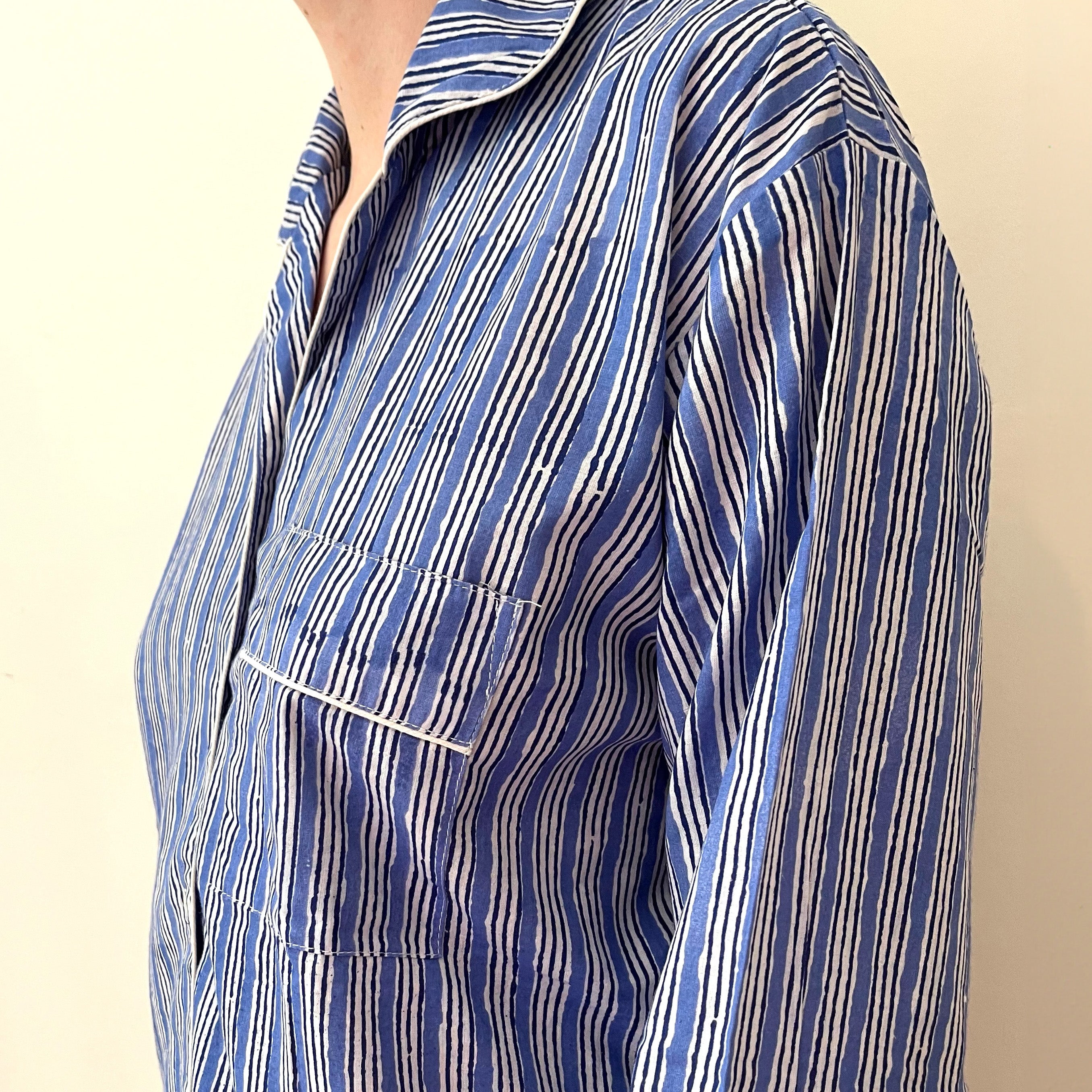 Blue_stripe_body.jpg