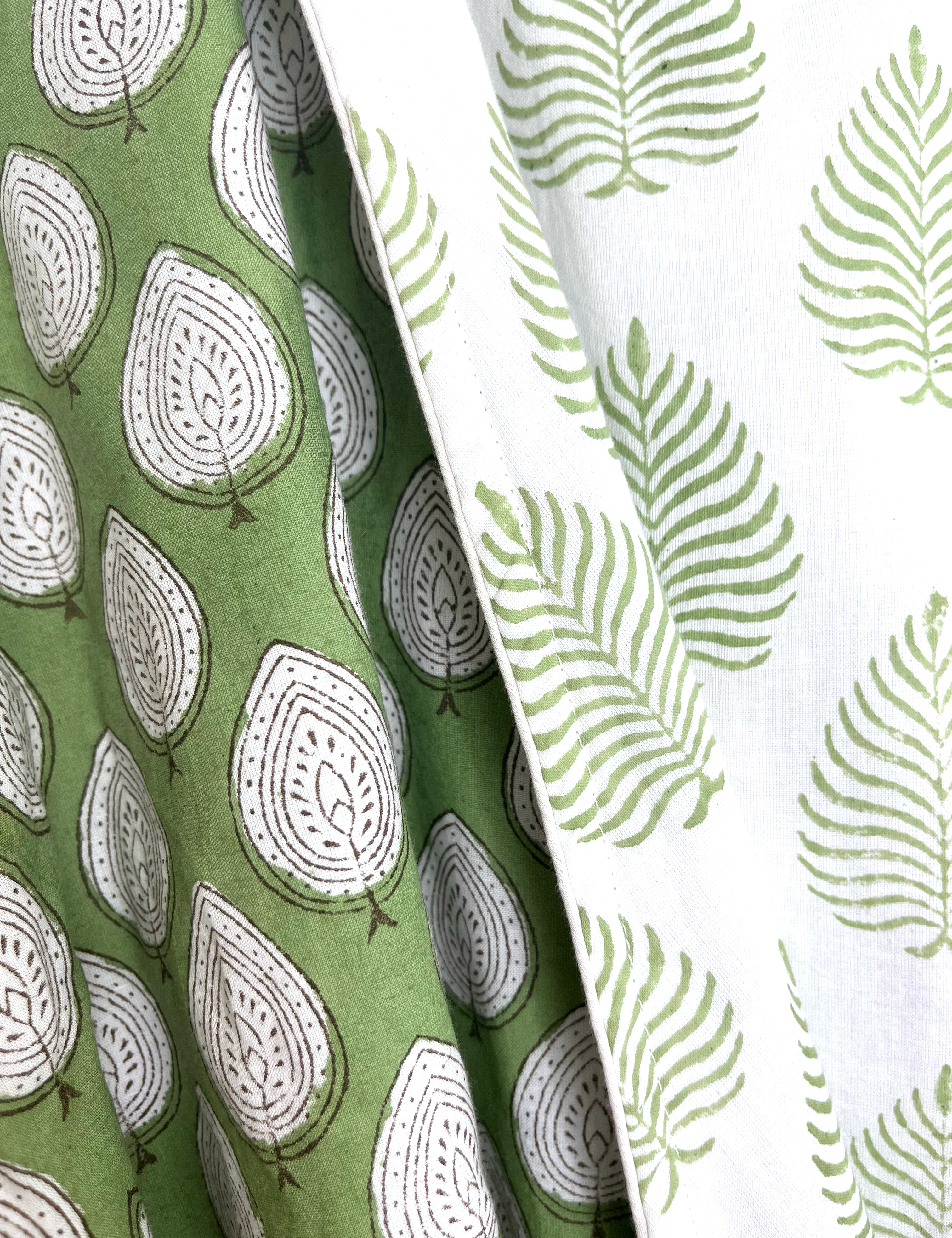 Green_leaf_close.png