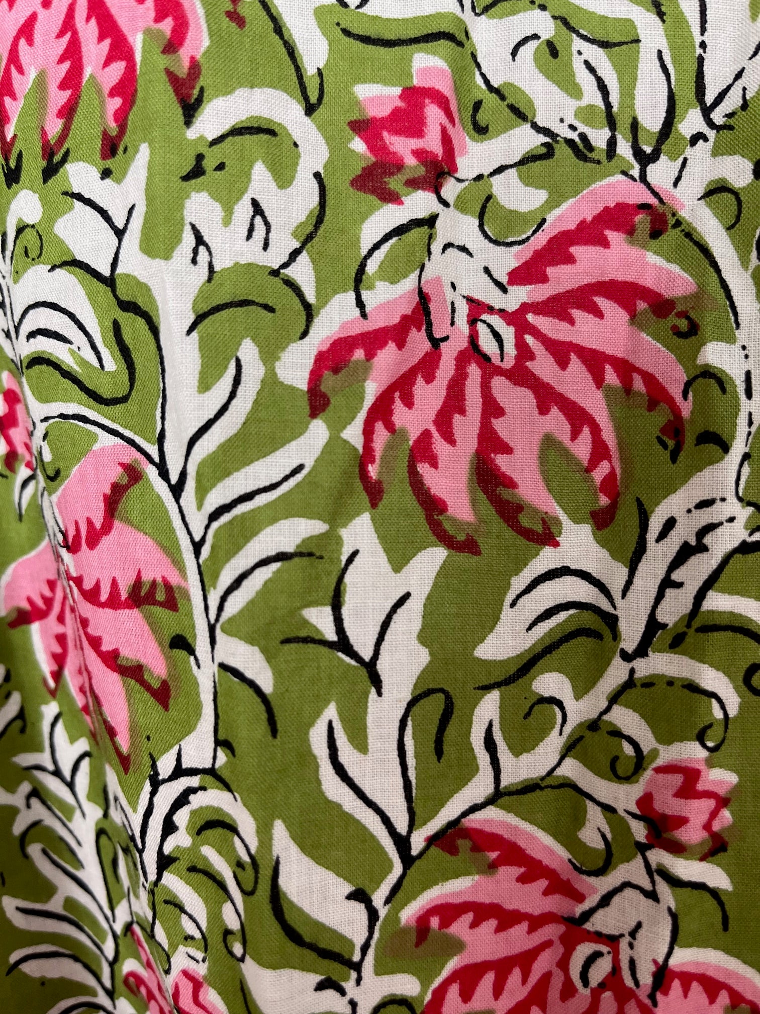 HAND  PRINTED ROBE - GREEN / HOT PINK