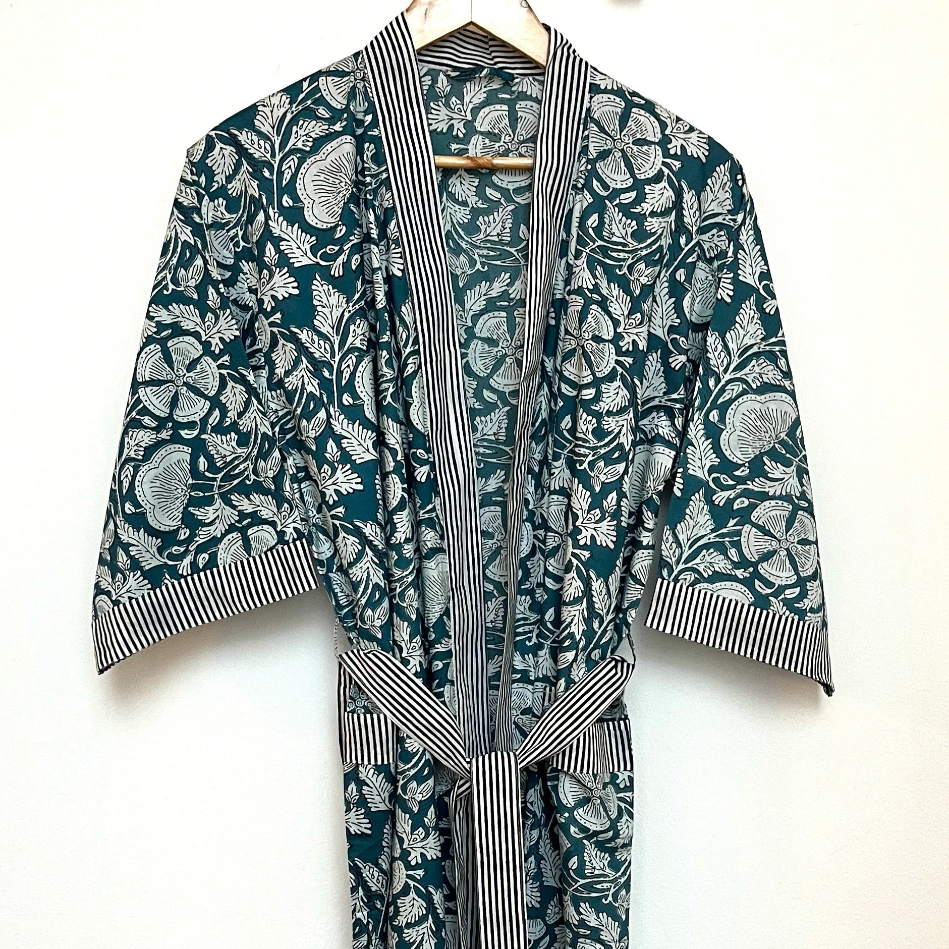 COTTON BLOCK PRINT KIMONO - NAVY AND WHITE