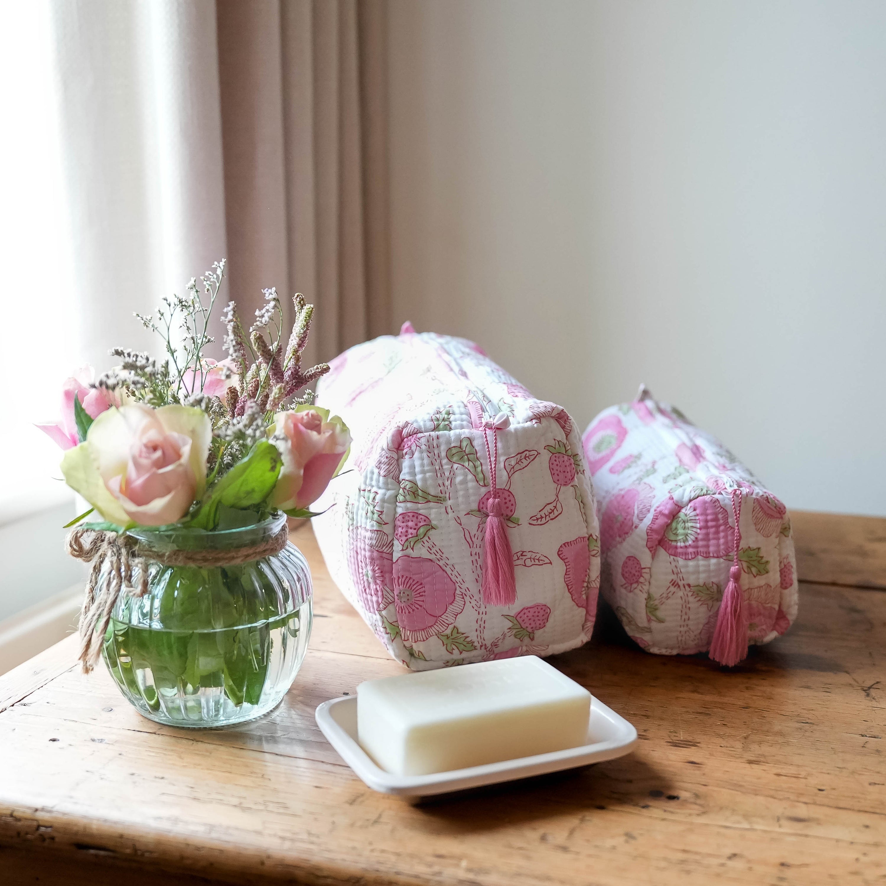 COTTON WASH BAG - PINK BUTTERCUP