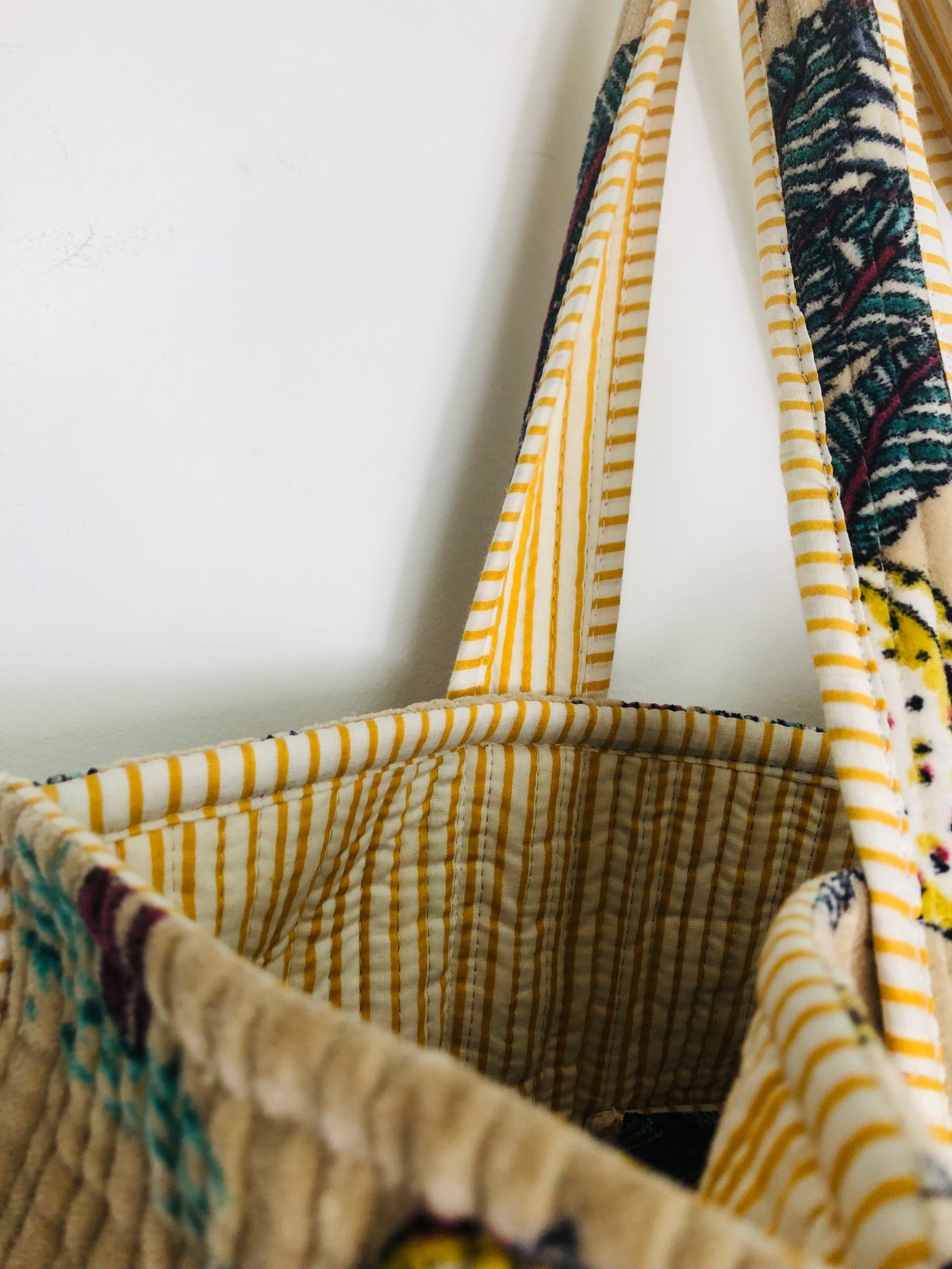 VELVET BAG - BEIGE
