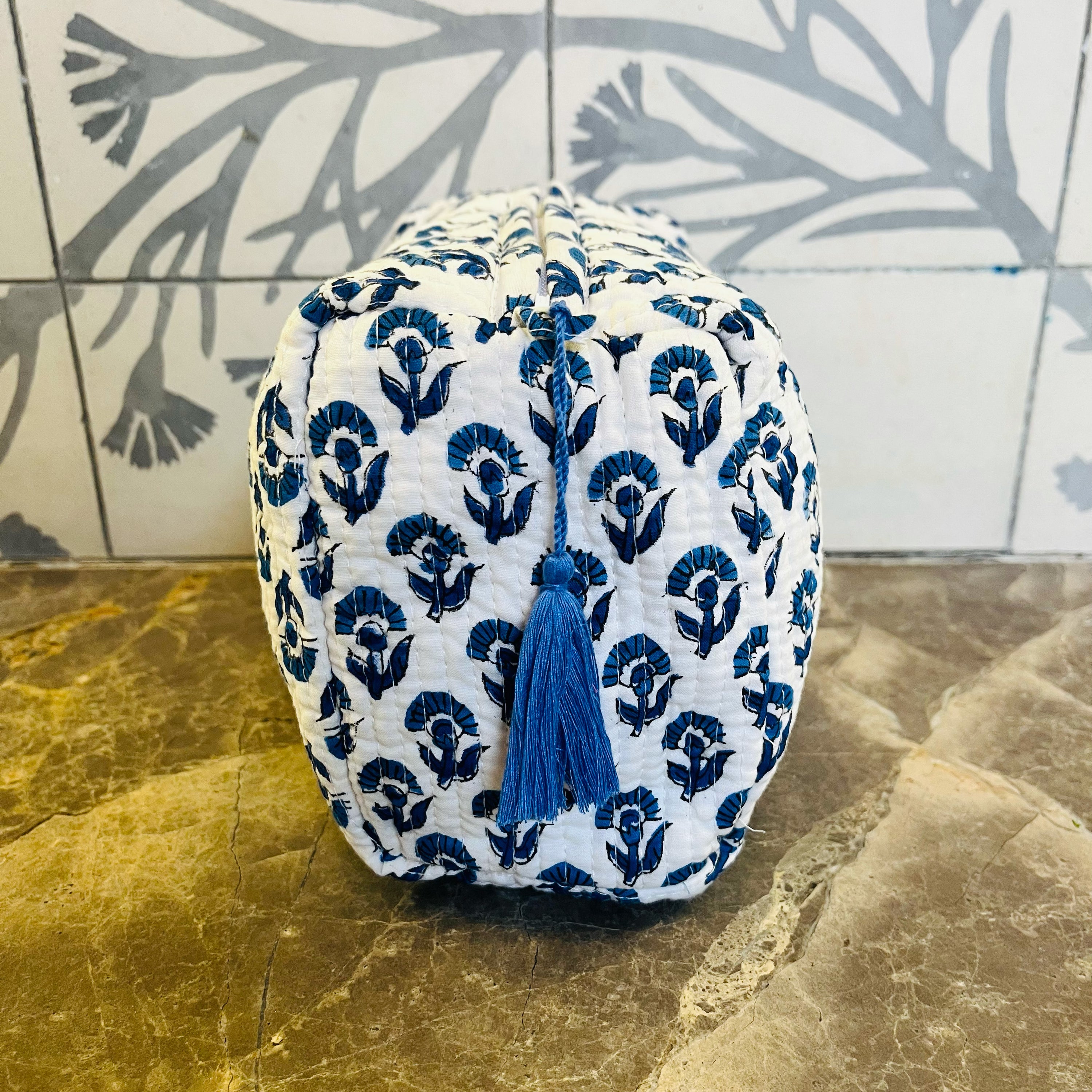 COTTON WASH BAG - BLUE BUTI
