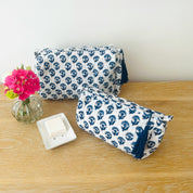 WASH BAG + MAKE UP POUCH SET - BLUE FLOWER