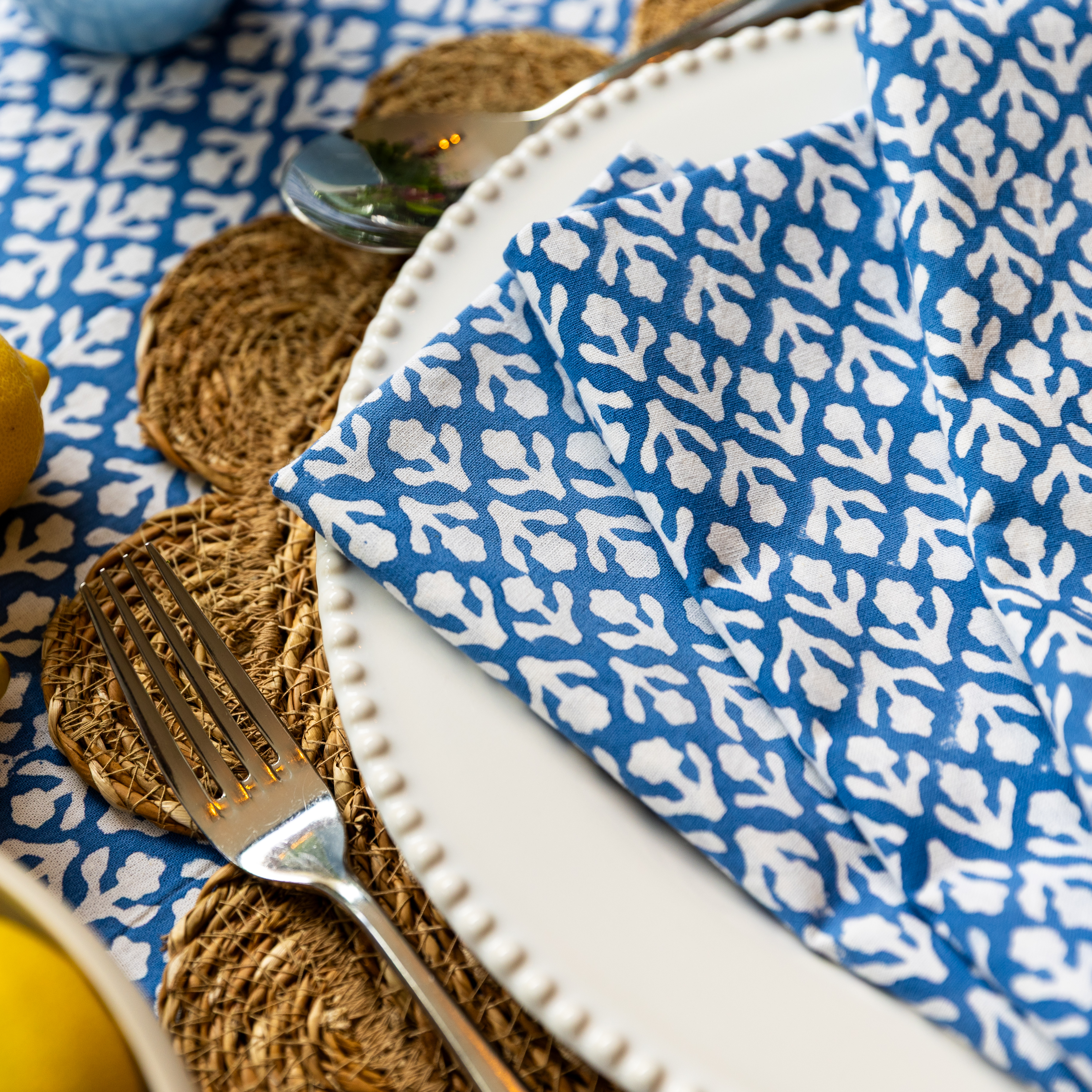 THICKER WEAVE NAPKINS - COBALT BLUE MOTIF