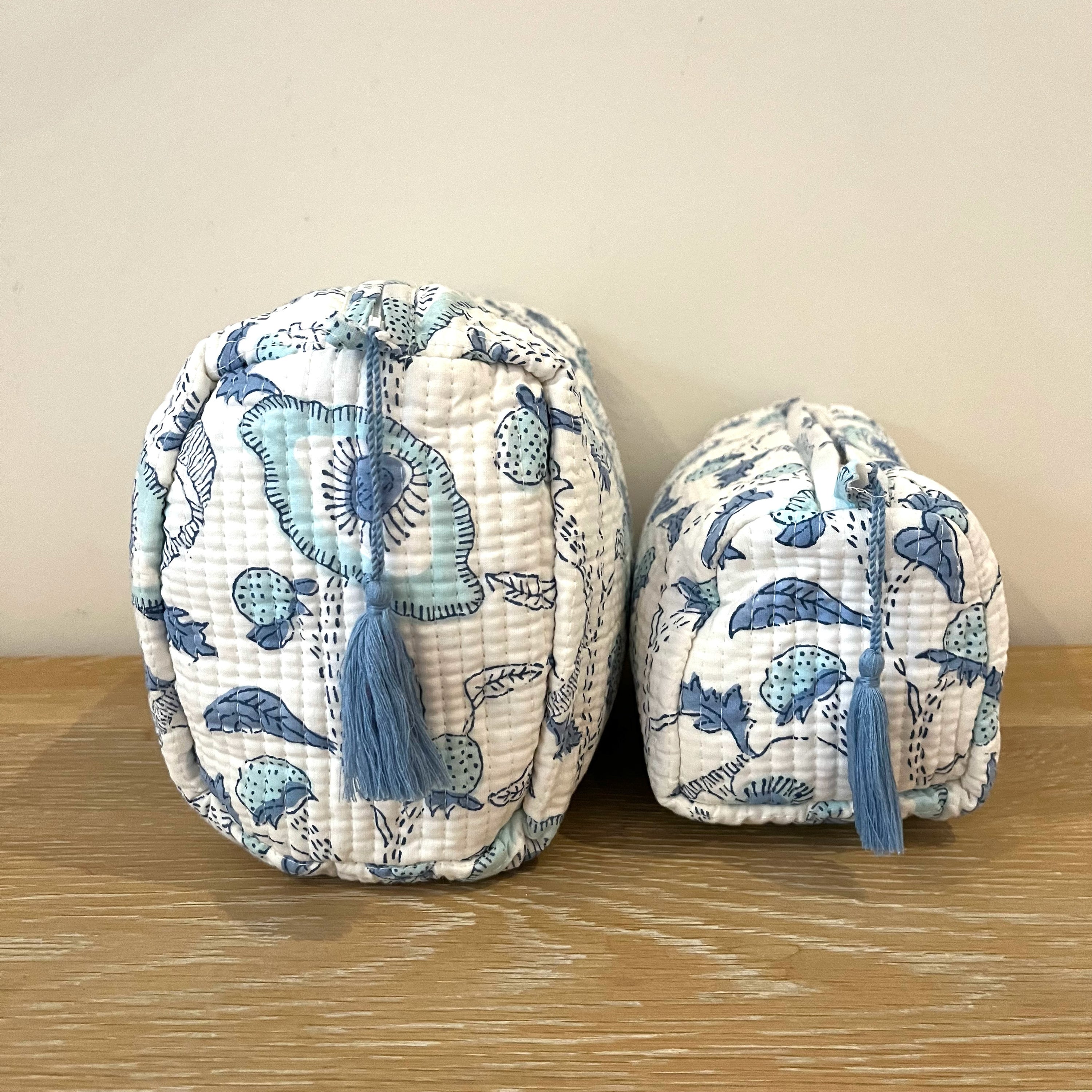 COTTON WASH BAG - BLUE BUTTERCUP