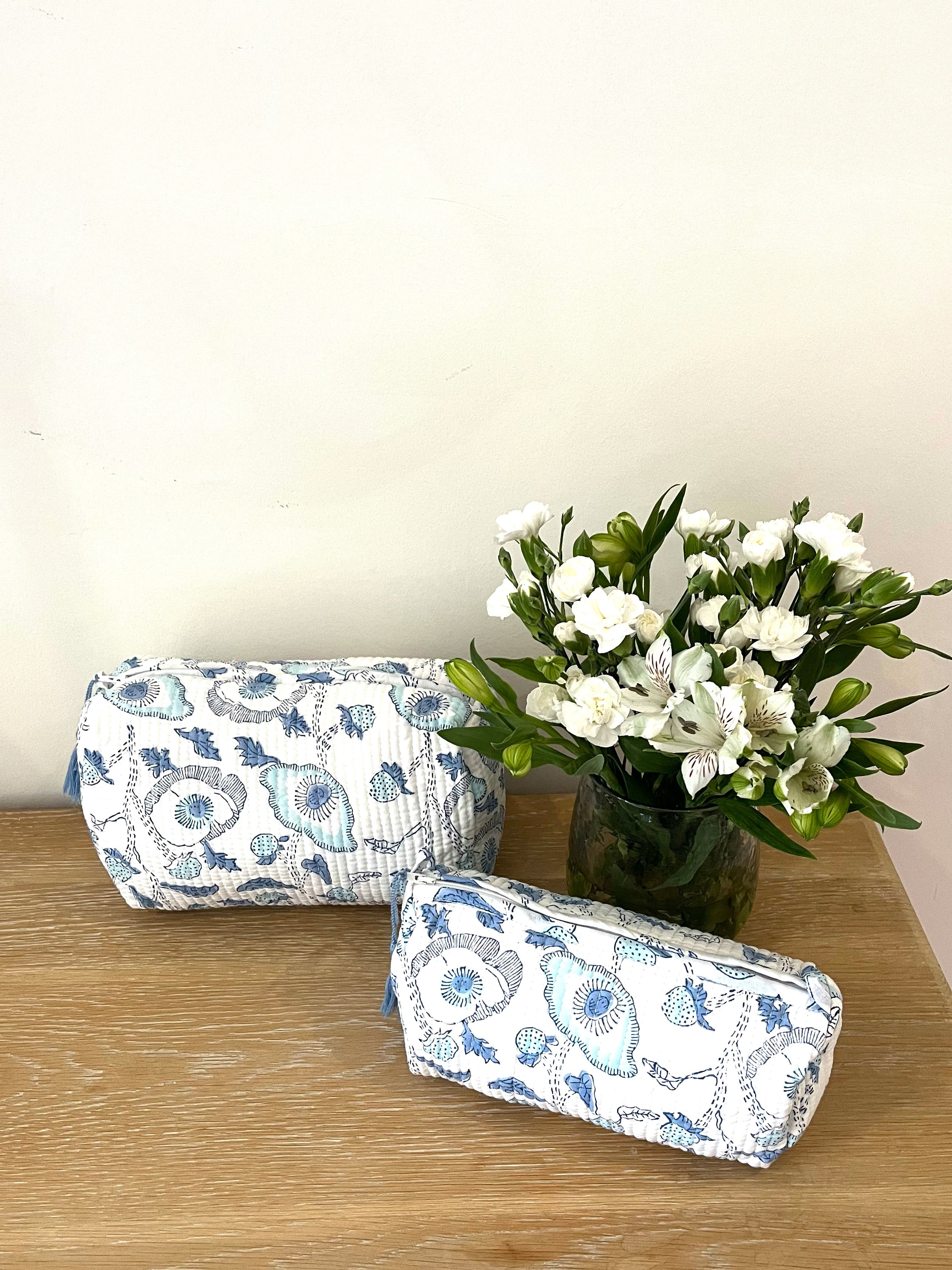 COTTON WASH BAG - BLUE BUTTERCUP