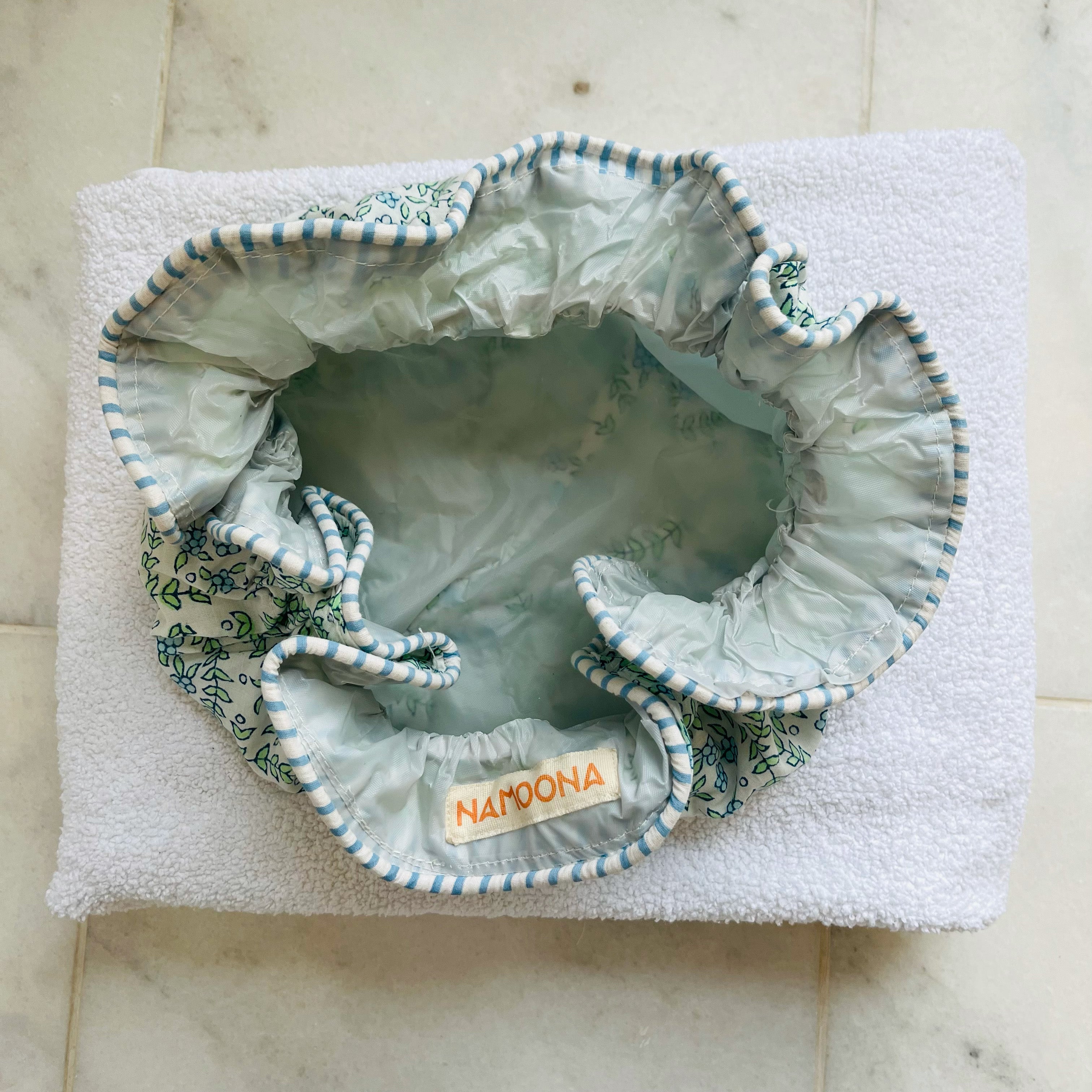 SHOWER CAP - BLUE DITSY
