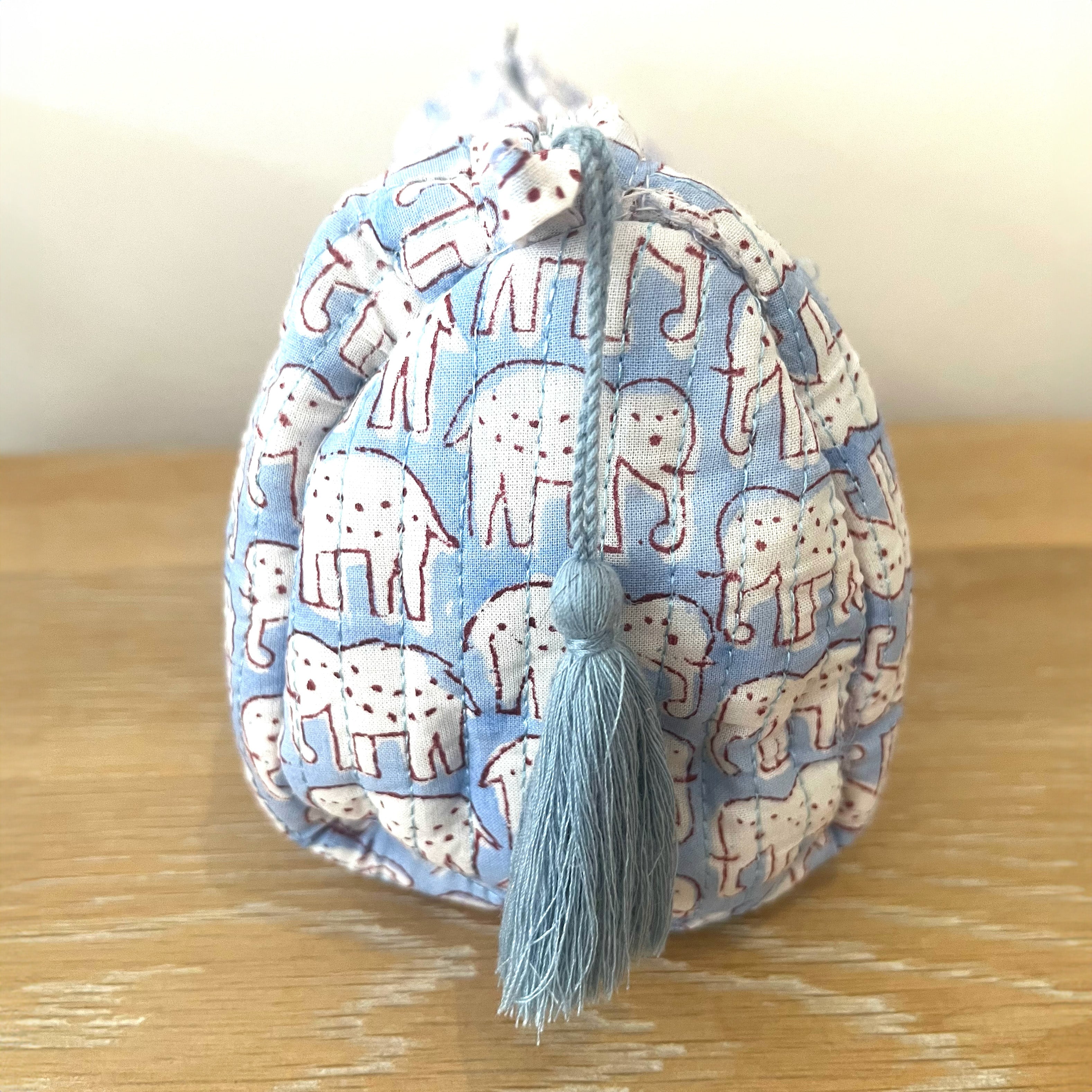 WASH BAG + MAKE UP POUCH SET - BLUE ELEPHANT
