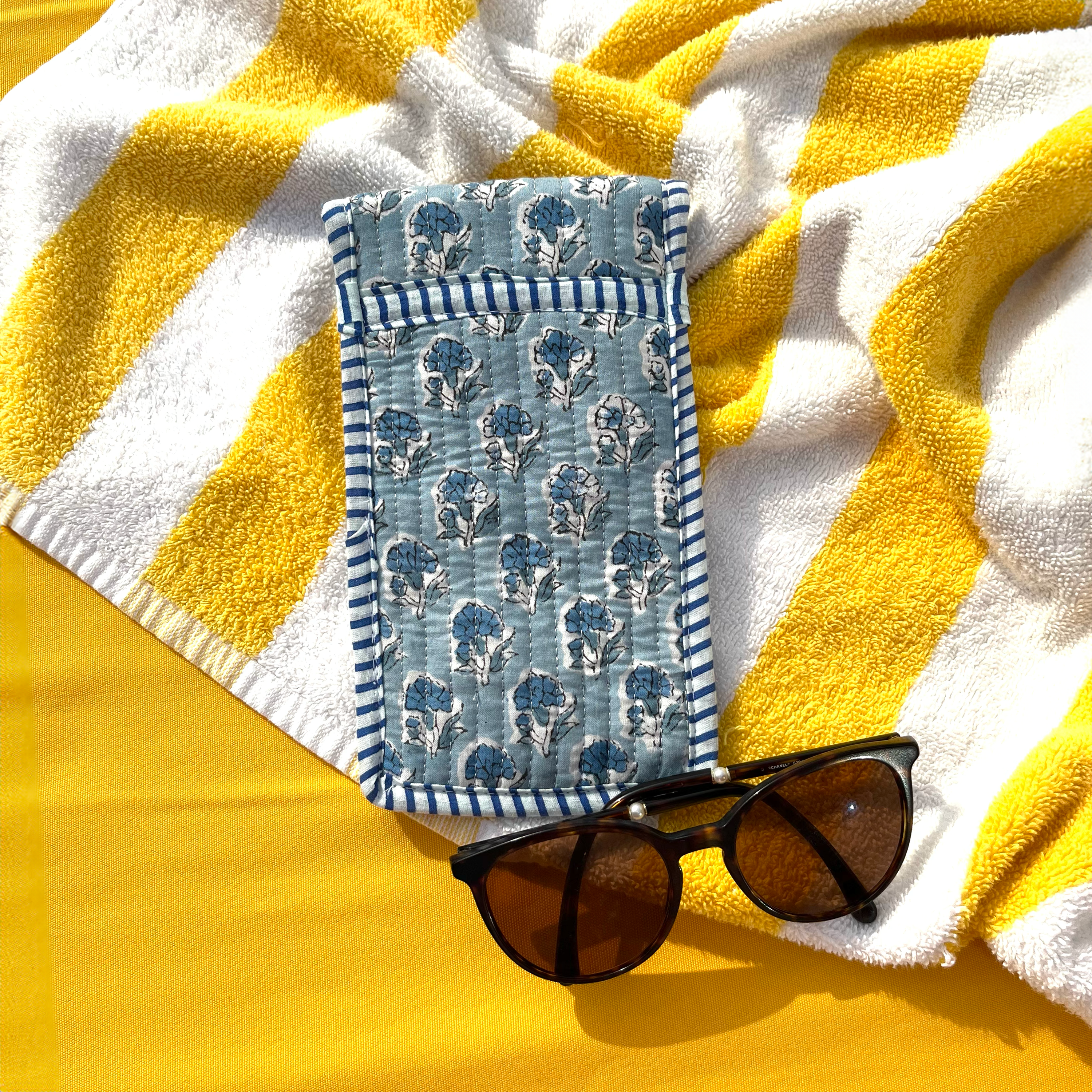 COTTON GLASSES CASE - BLUE FLOWER