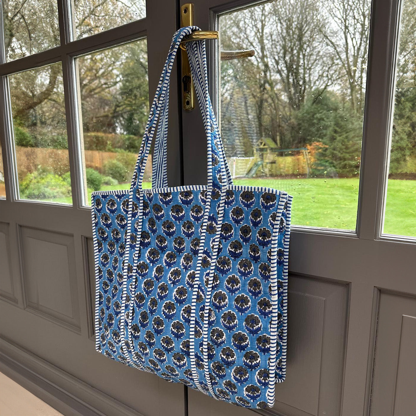COTTON TOTE BAG -BLUE AND GREY FLOWER