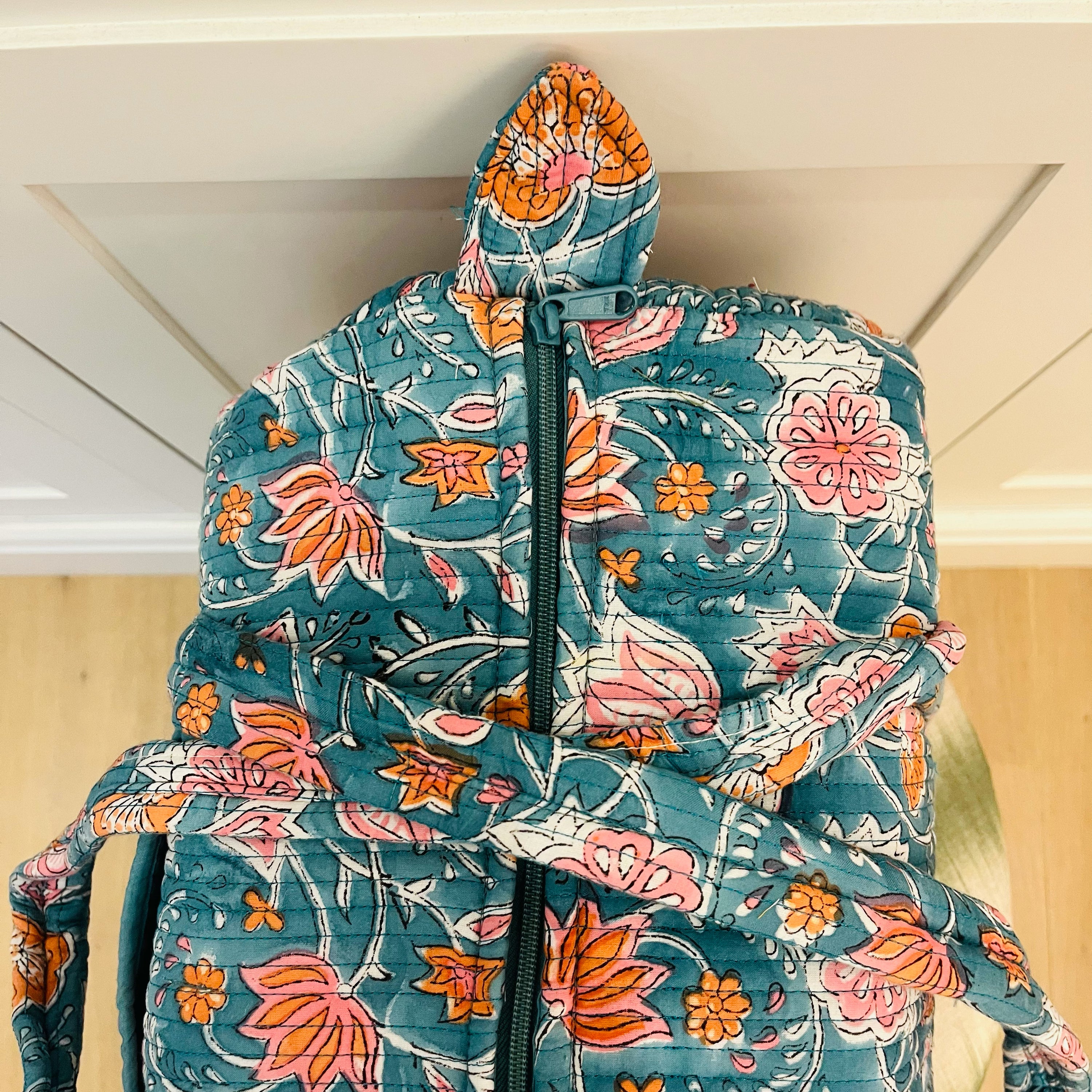 WEEKEND BAG - BLUE AND PINK LILY