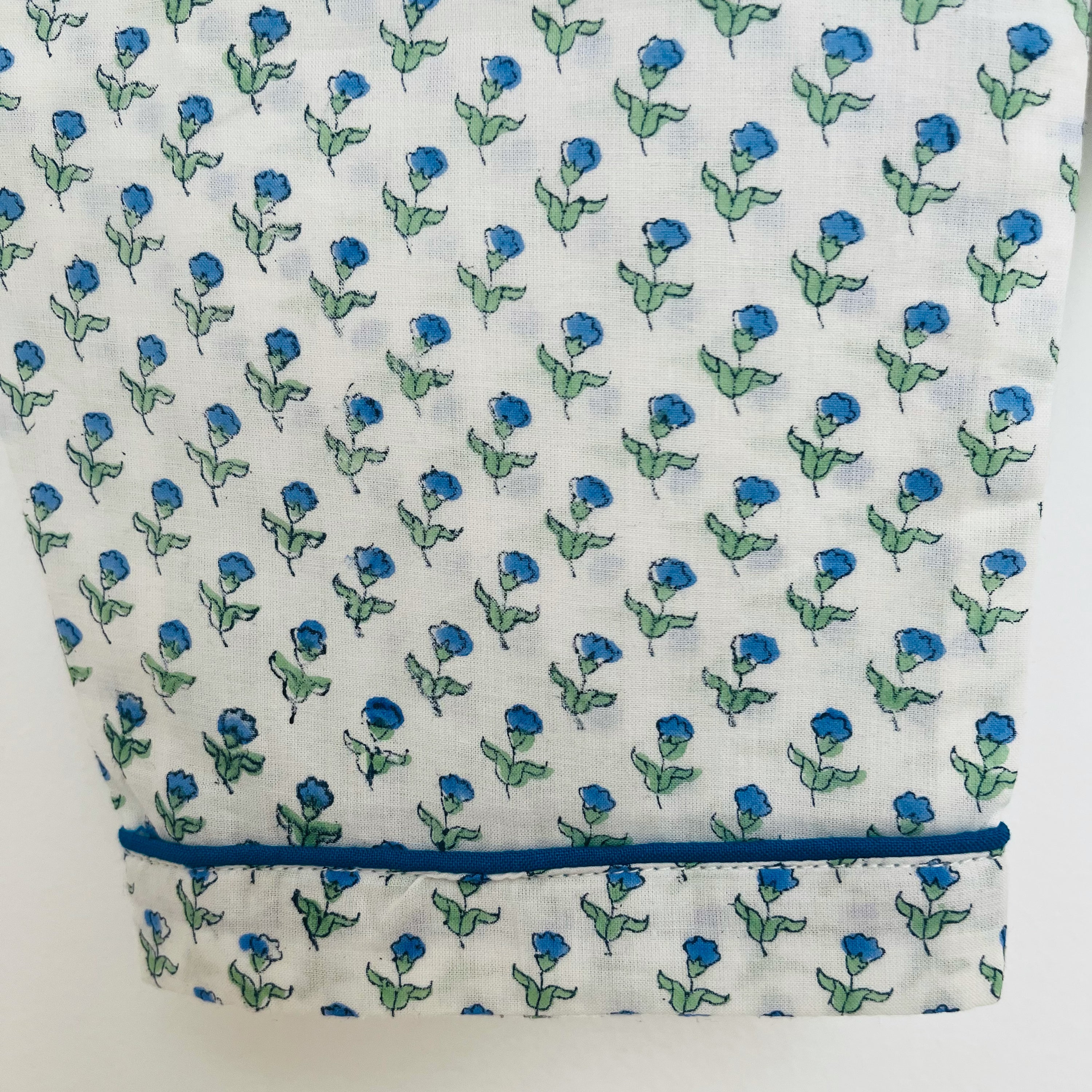 CHILDREN'S PYJAMAS - BLUE ROSEBUD