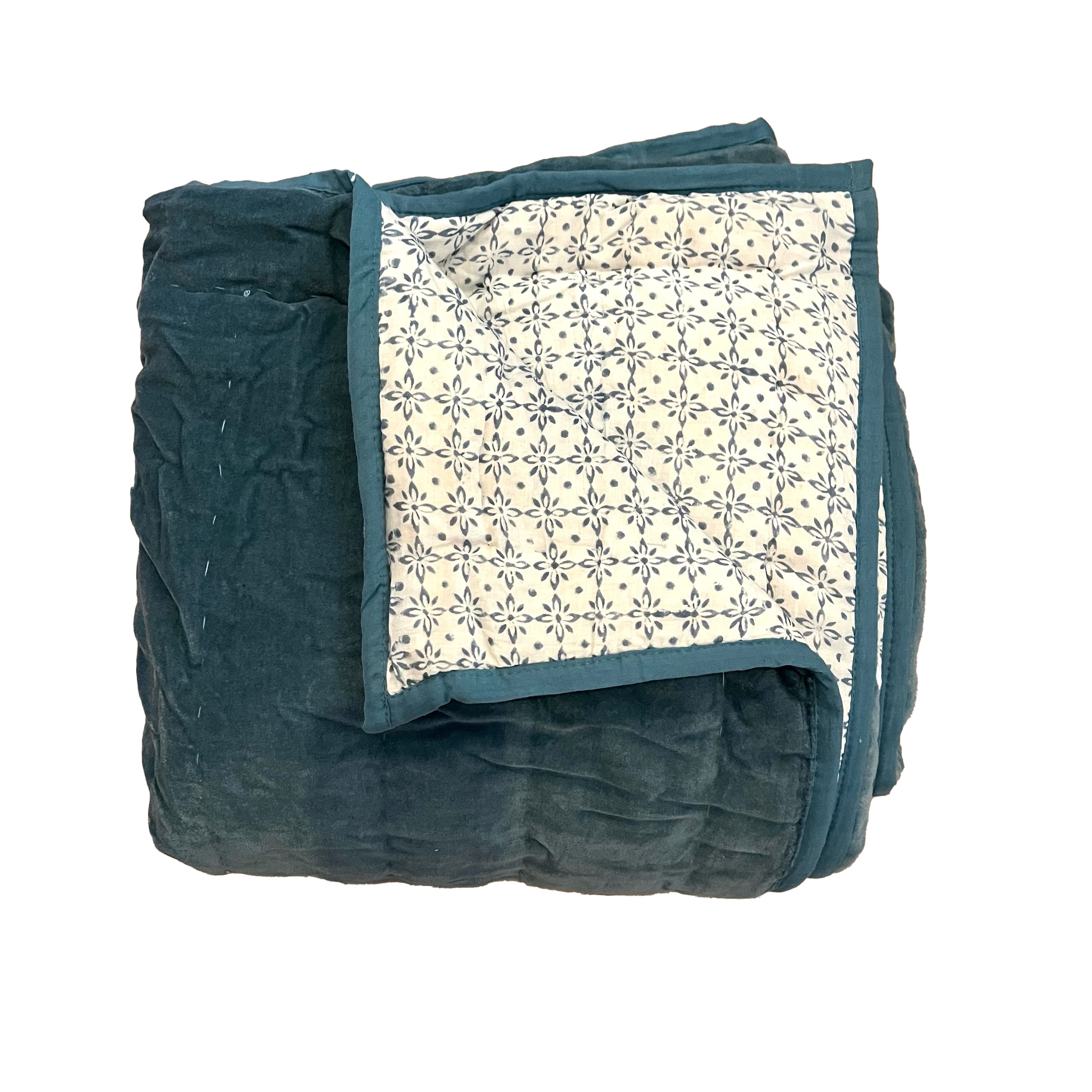 PURE VELVET QUILT - PETROL BLUE