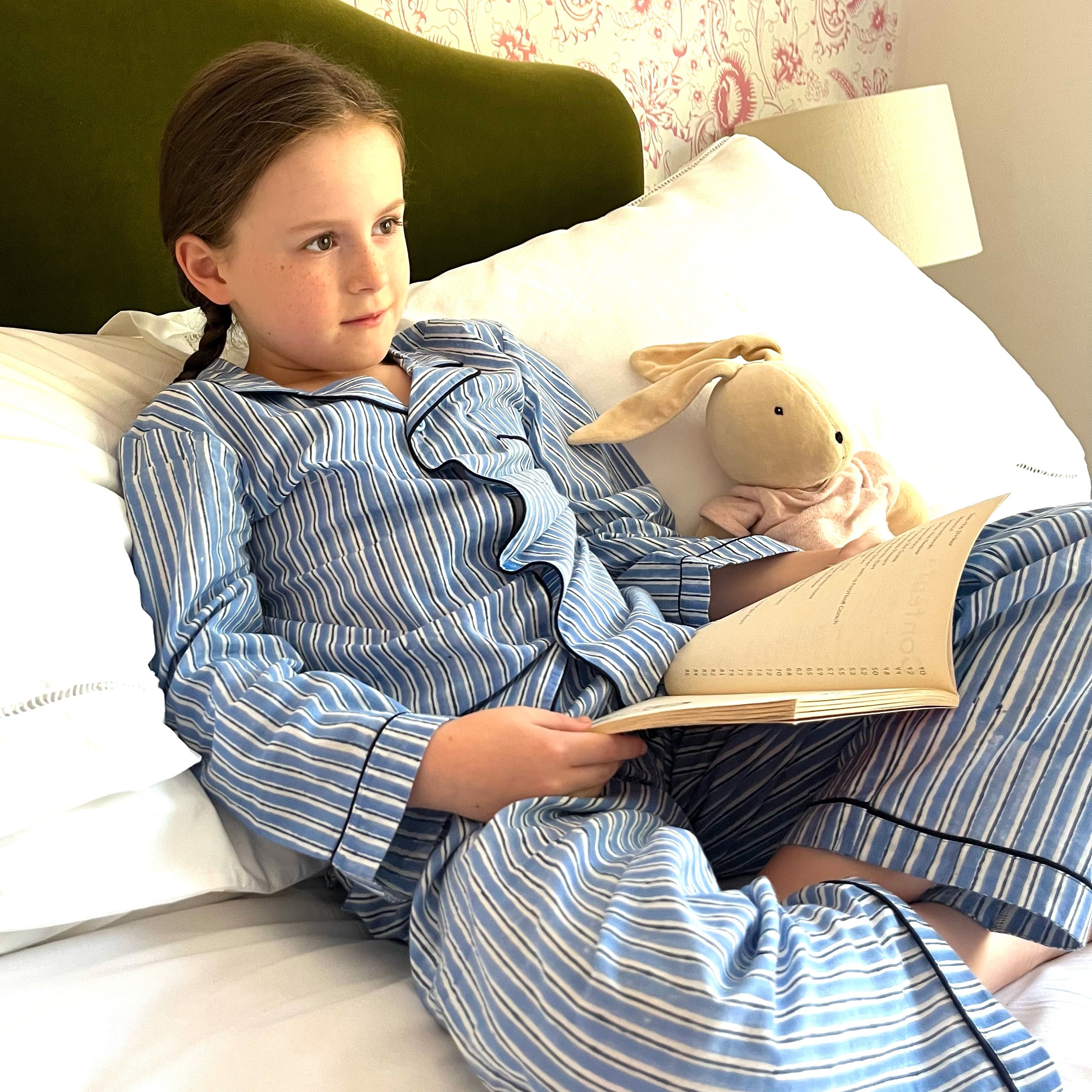 CHILDREN'S PYJAMAS - BLUE STRIPE