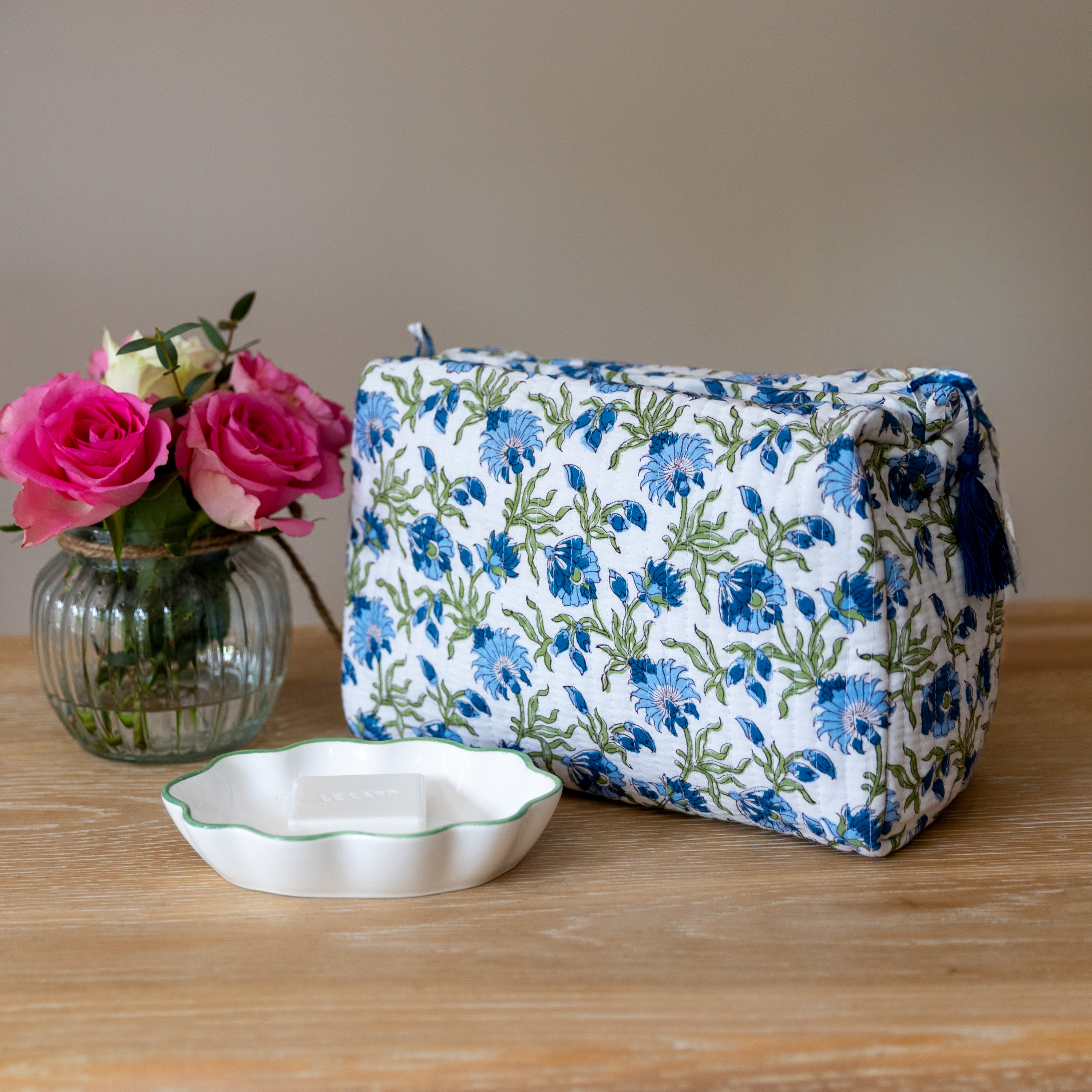 LARGE BATH BAG - BLUE WILDFLOWERS