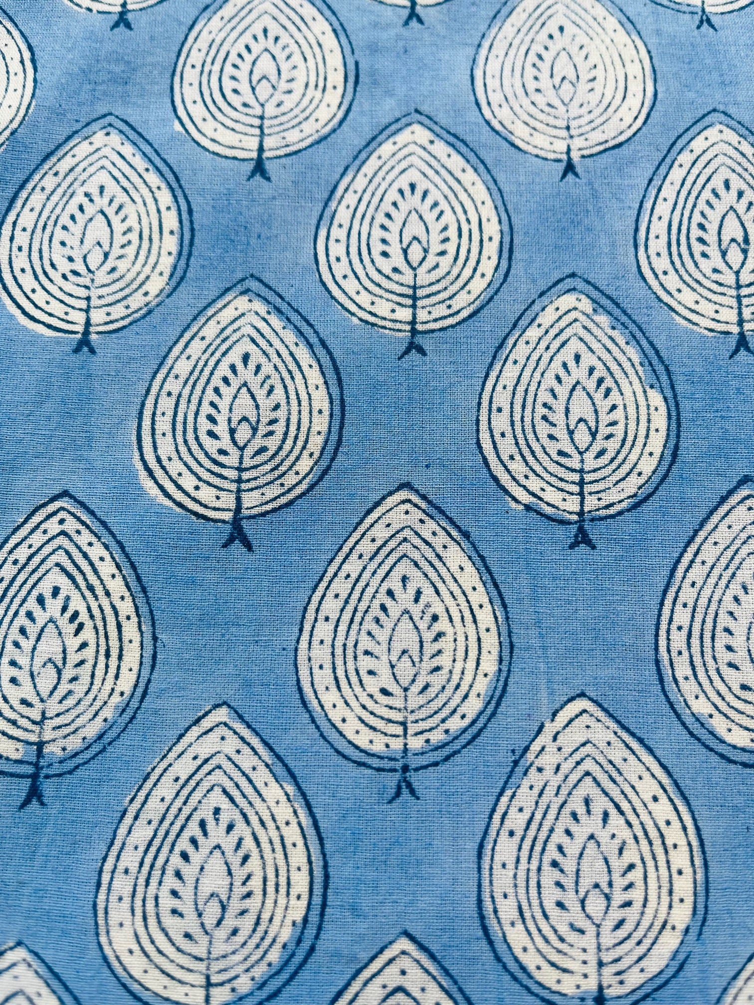 COTTON NAPKINS - BLUE LEAF