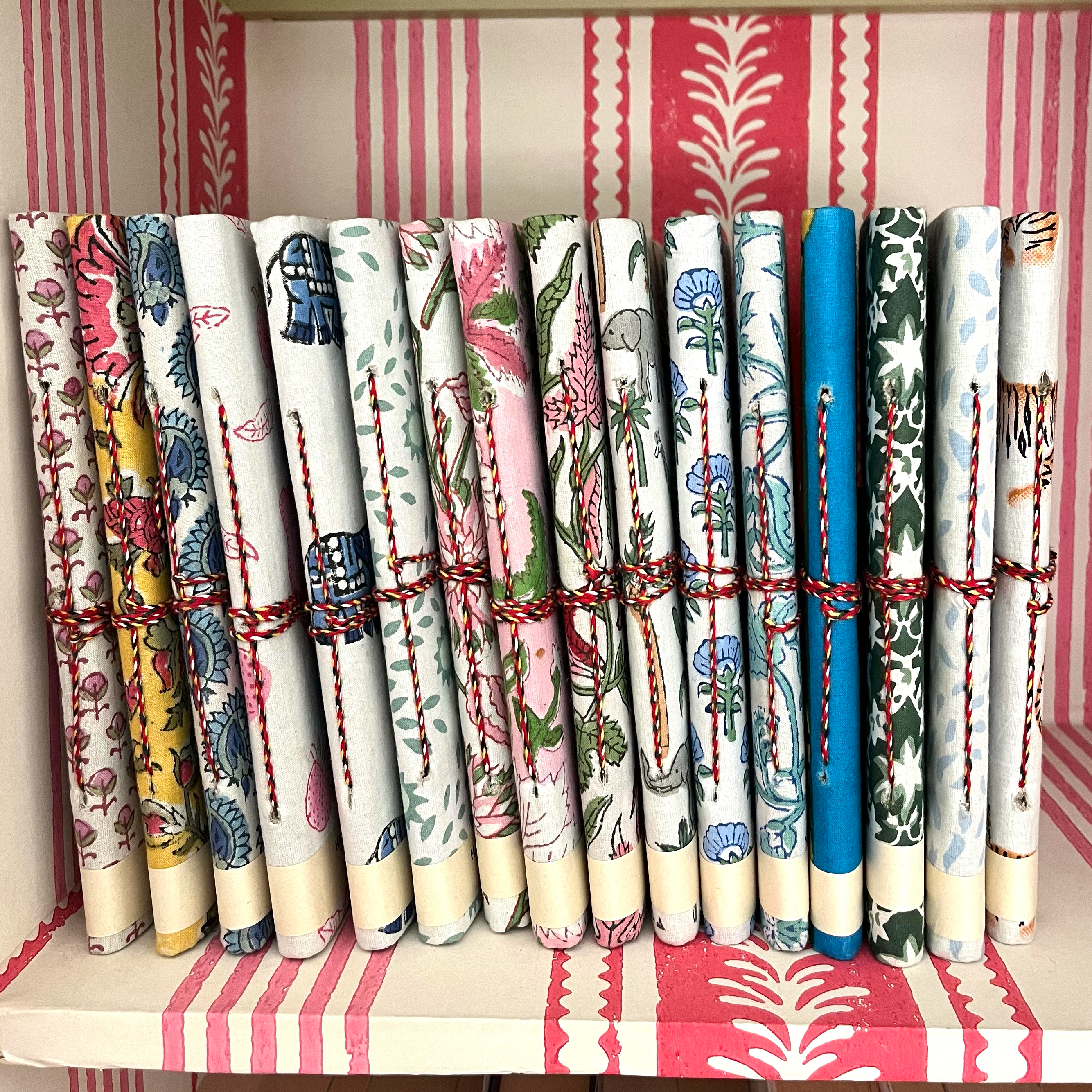 COTTON PYJAMAS & HANDMADE PAPER JOURNAL - BLUE LOTUS