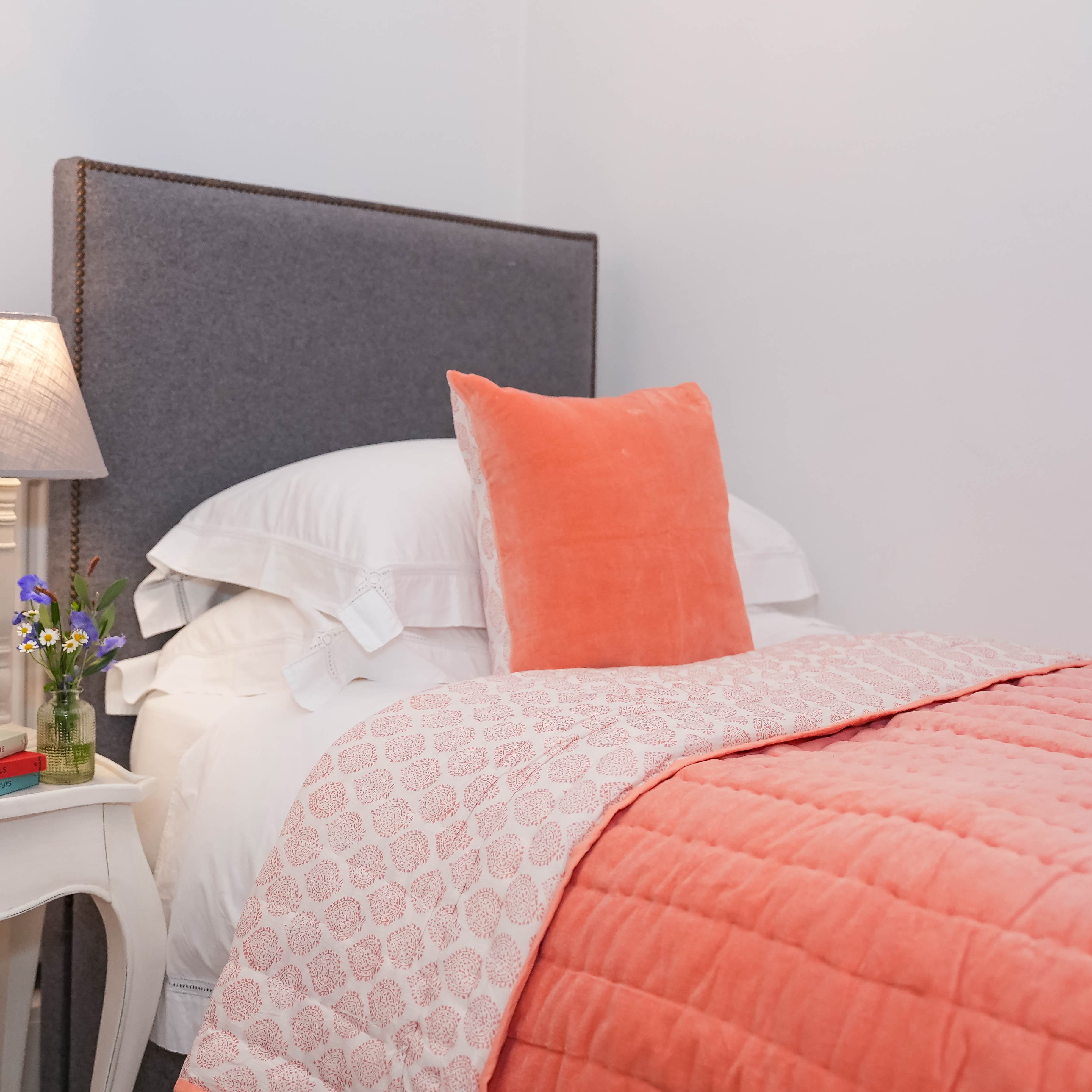 PURE VELVET QUILT - CORAL PINK