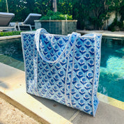 QUILTED COTTON TOTE BAG -CORNFLOWER BLUE