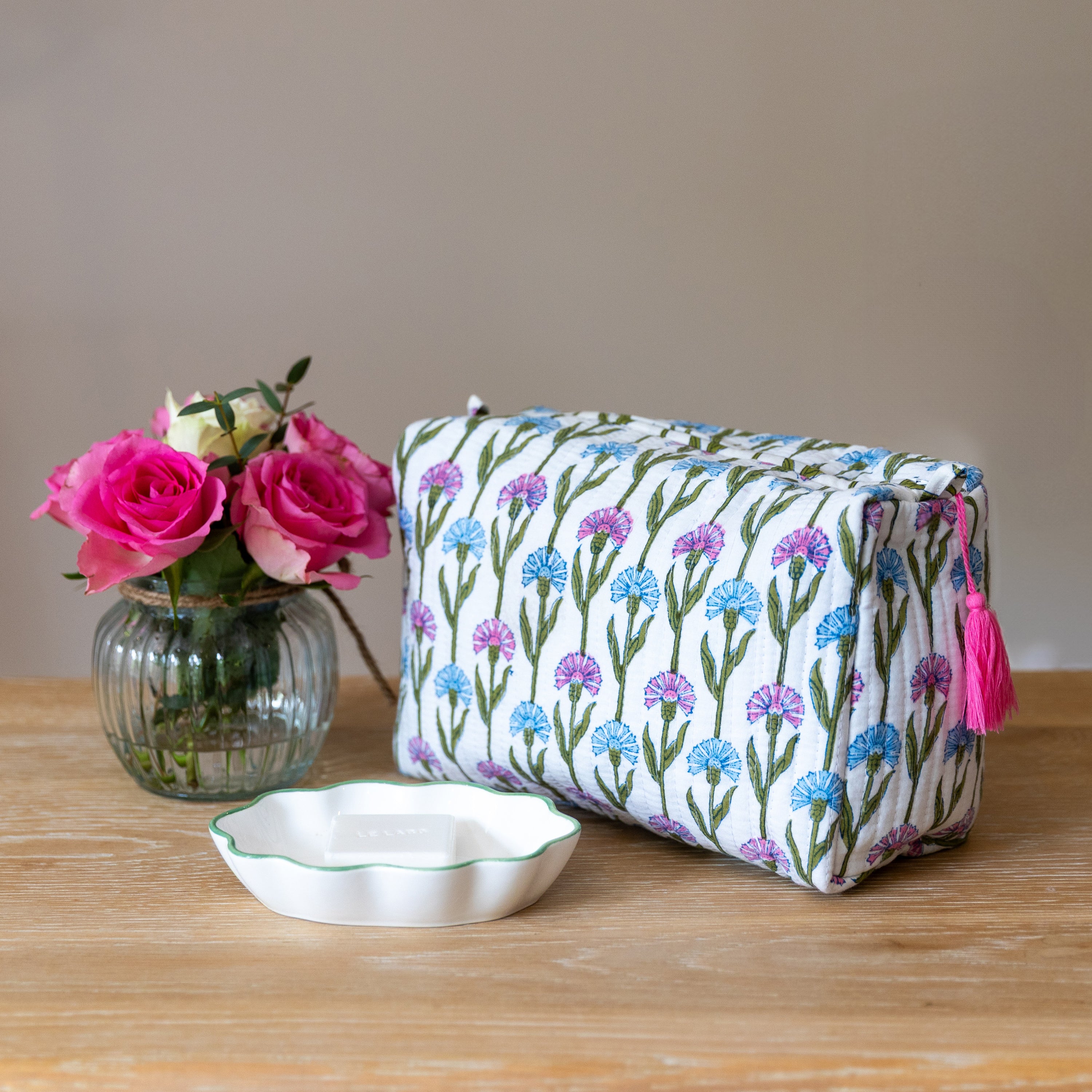 LARGE BATH BAG - CORNFLOWERS