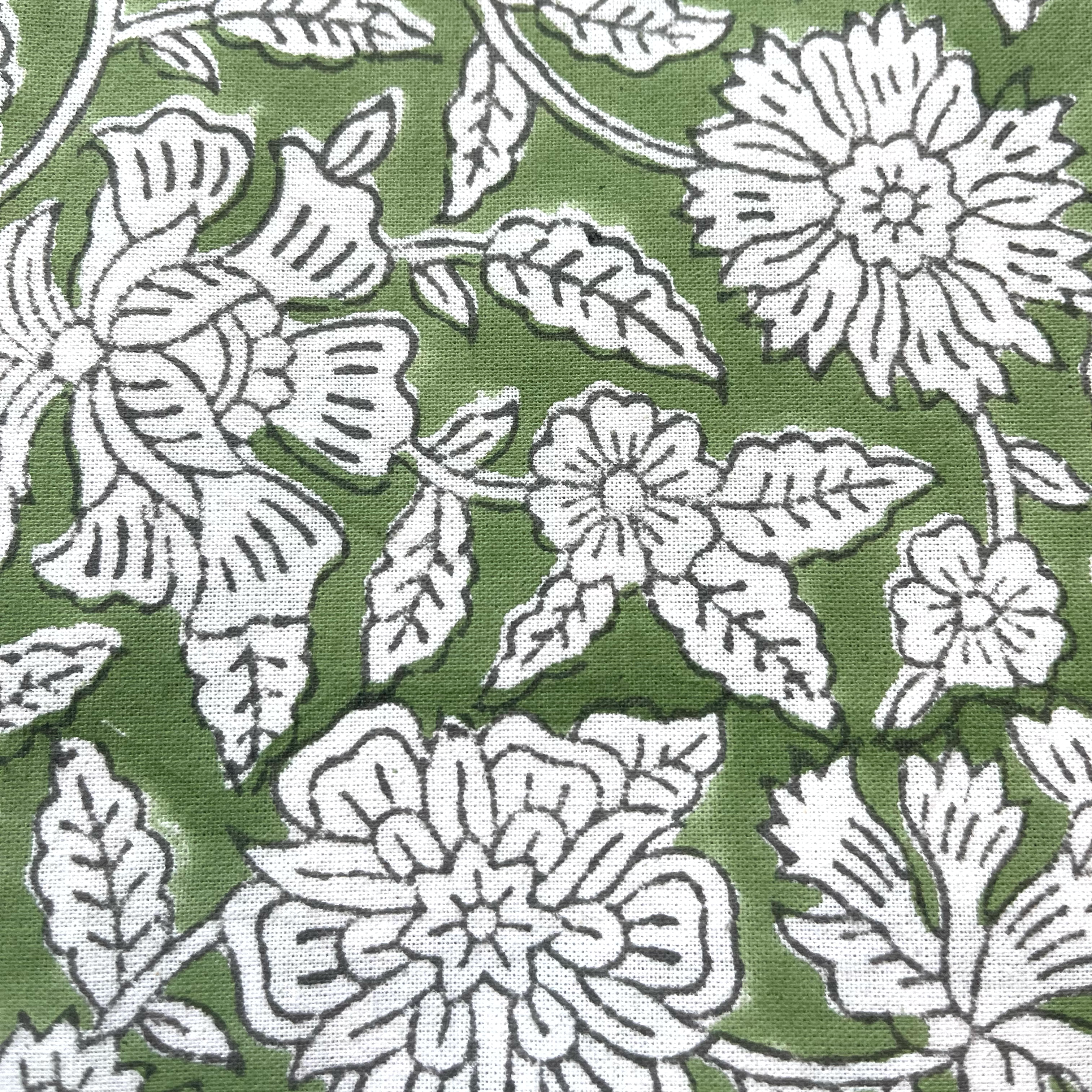 floral_green_design.png