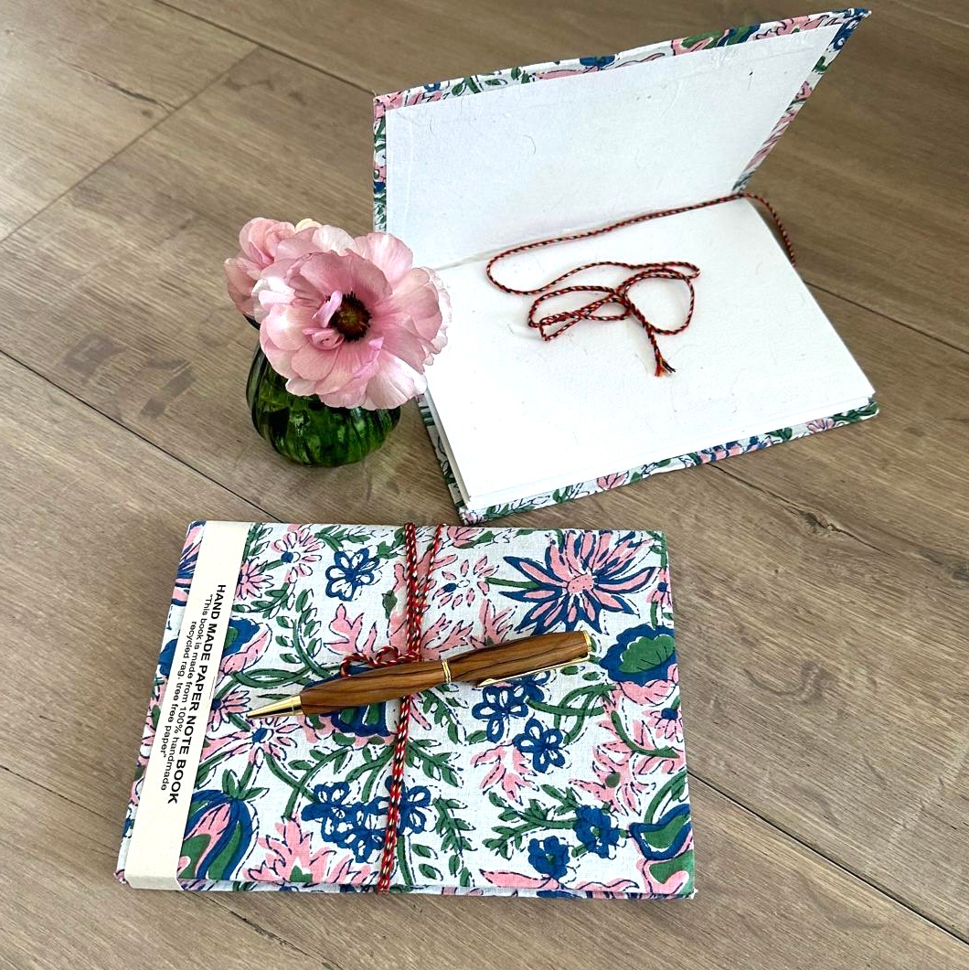 flowers_books.png