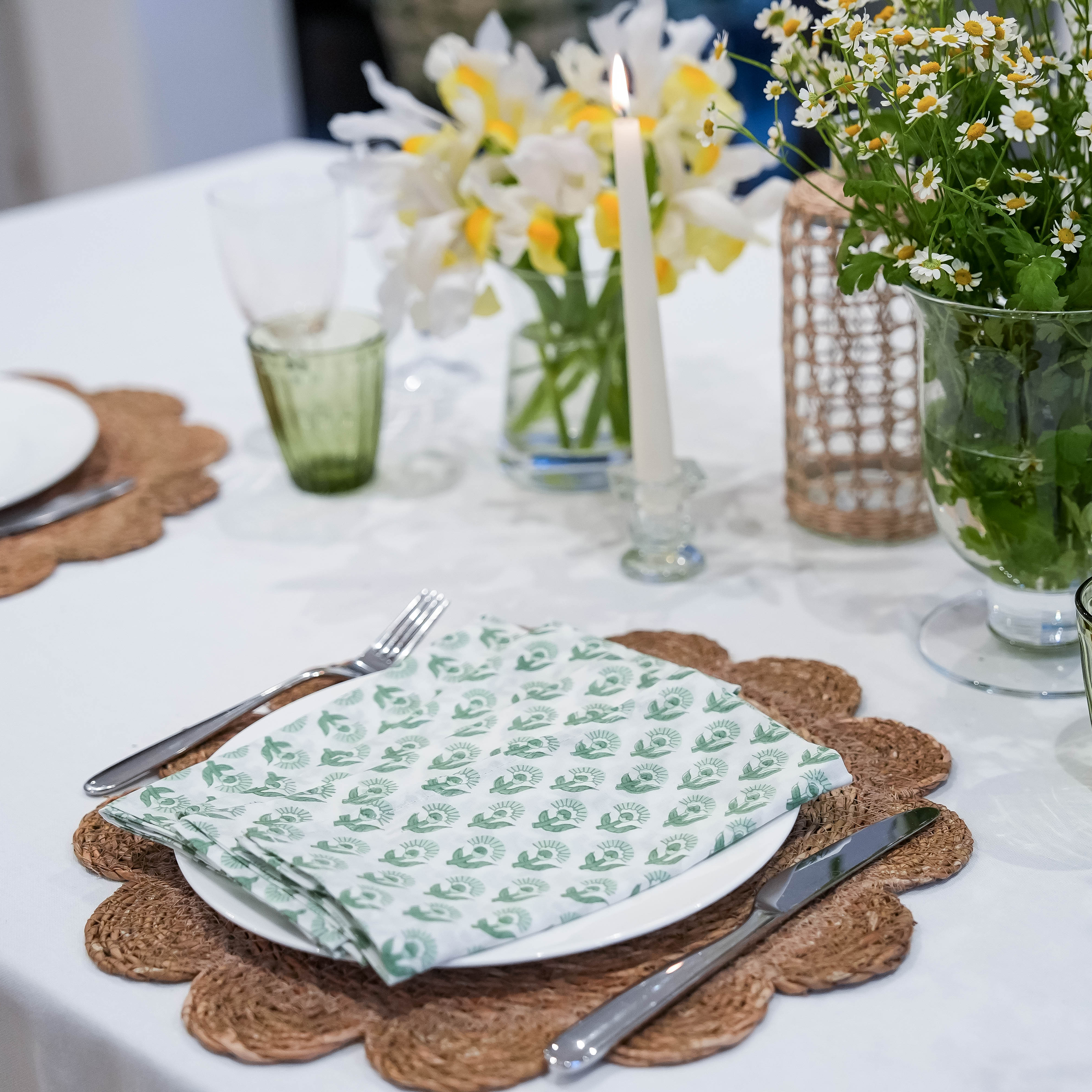 LIGHTWEIGHT NAPKINS - GREEN FLOWER