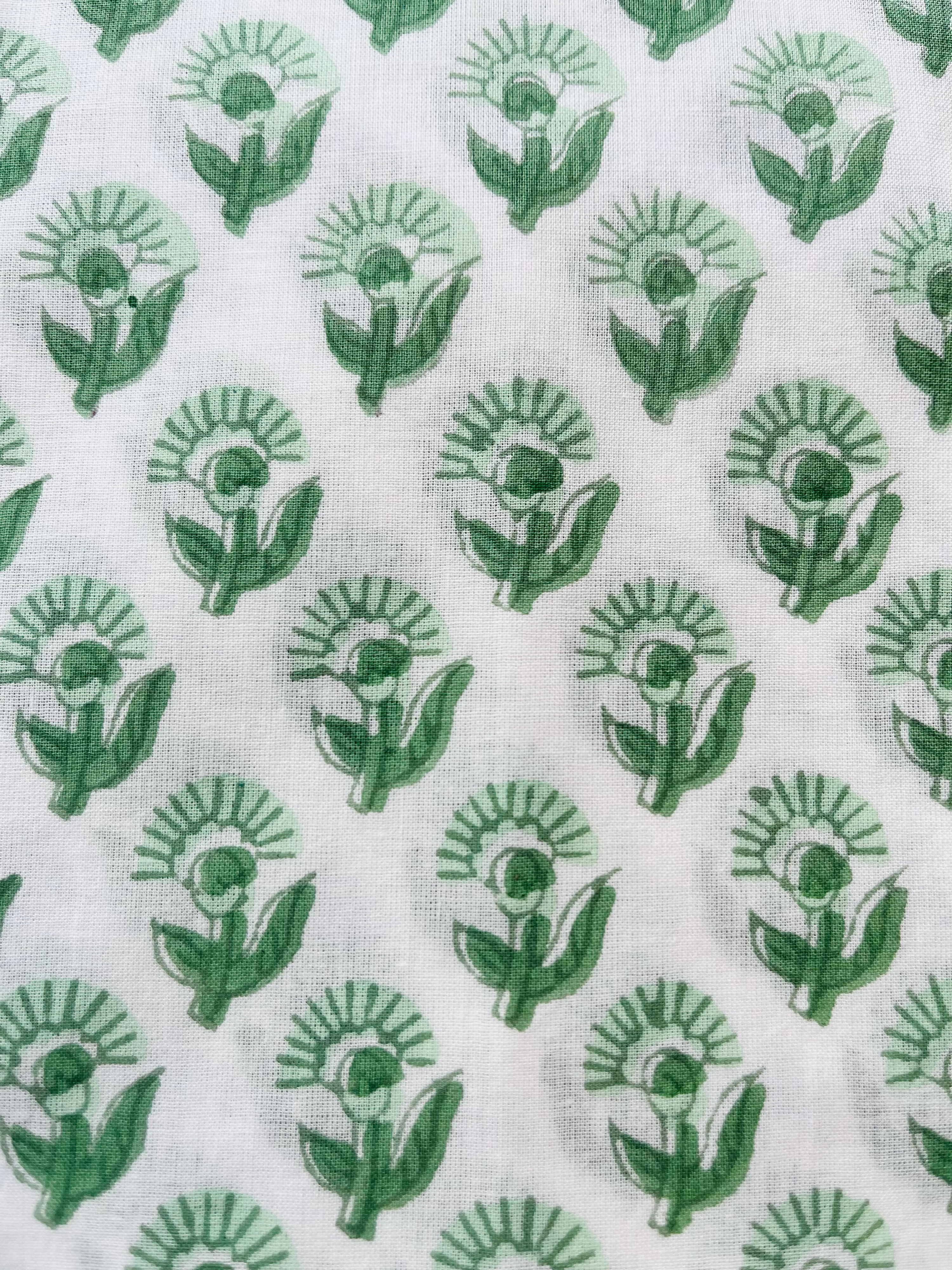 COTTON NAPKINS - GREEN FLOWER