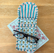 COTTON GLASSES CASE - GREEN DAISY