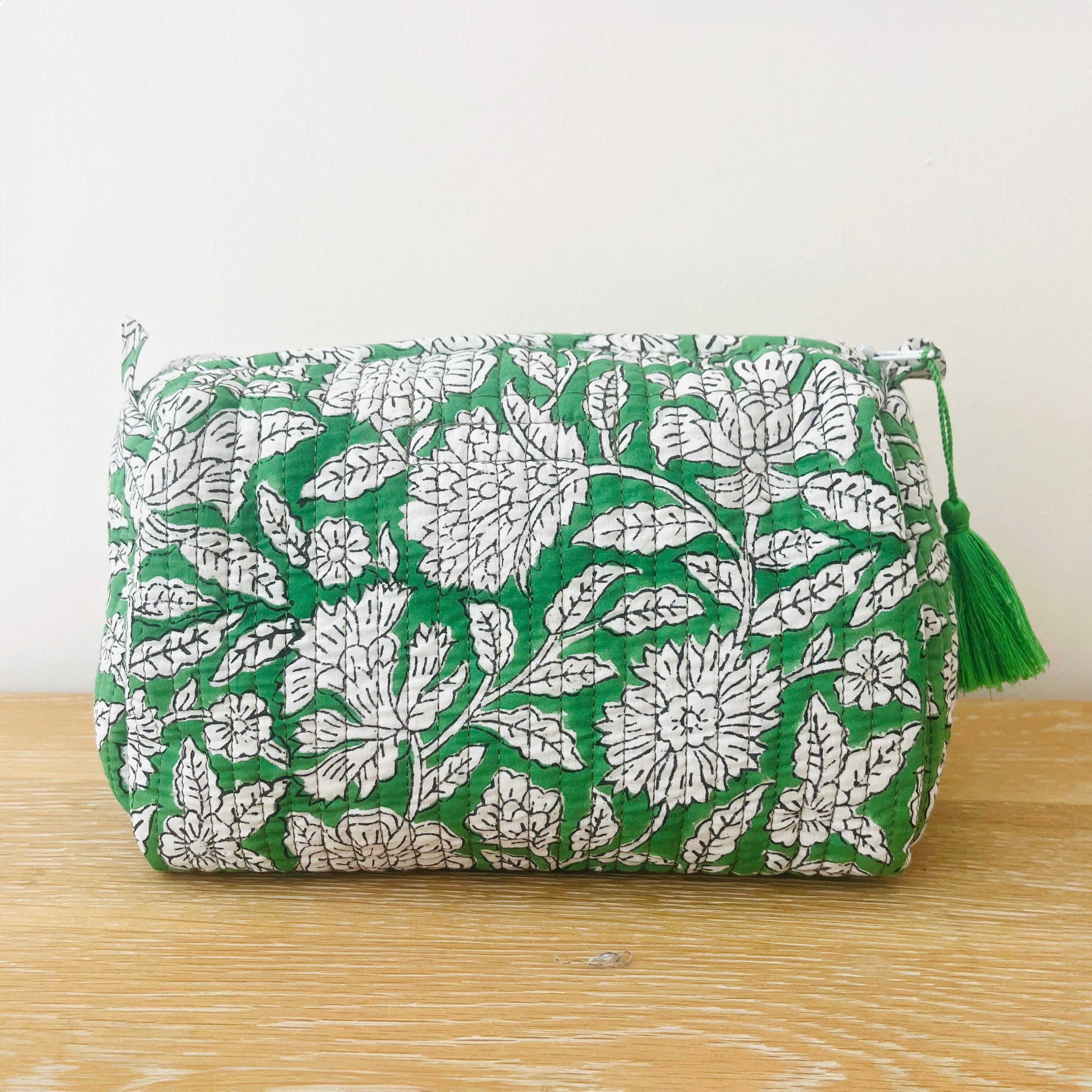 WASH BAG + MAKE UP POUCH SET - GREEN FLORAL