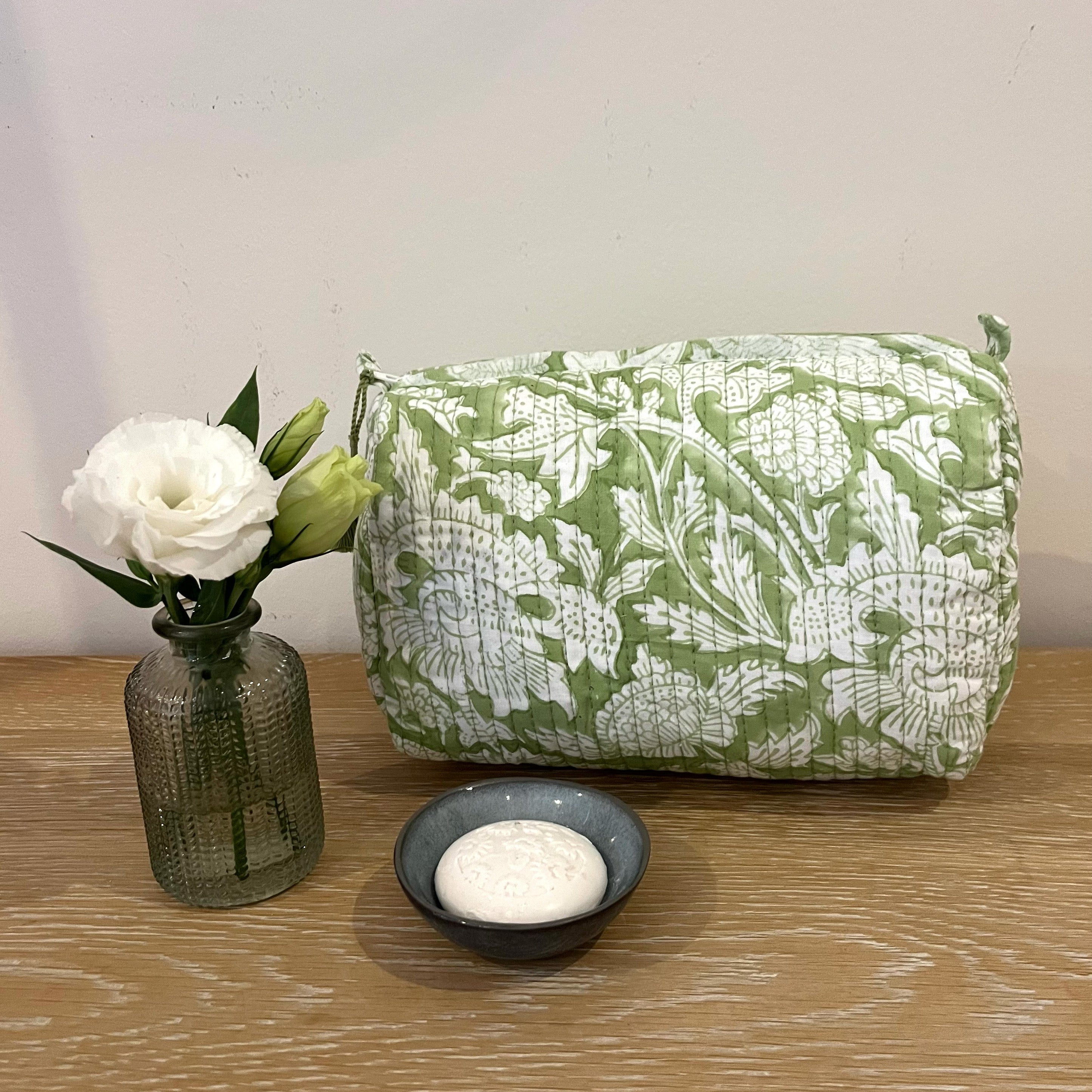 COTTON WASH BAG - GREEN FLORAL