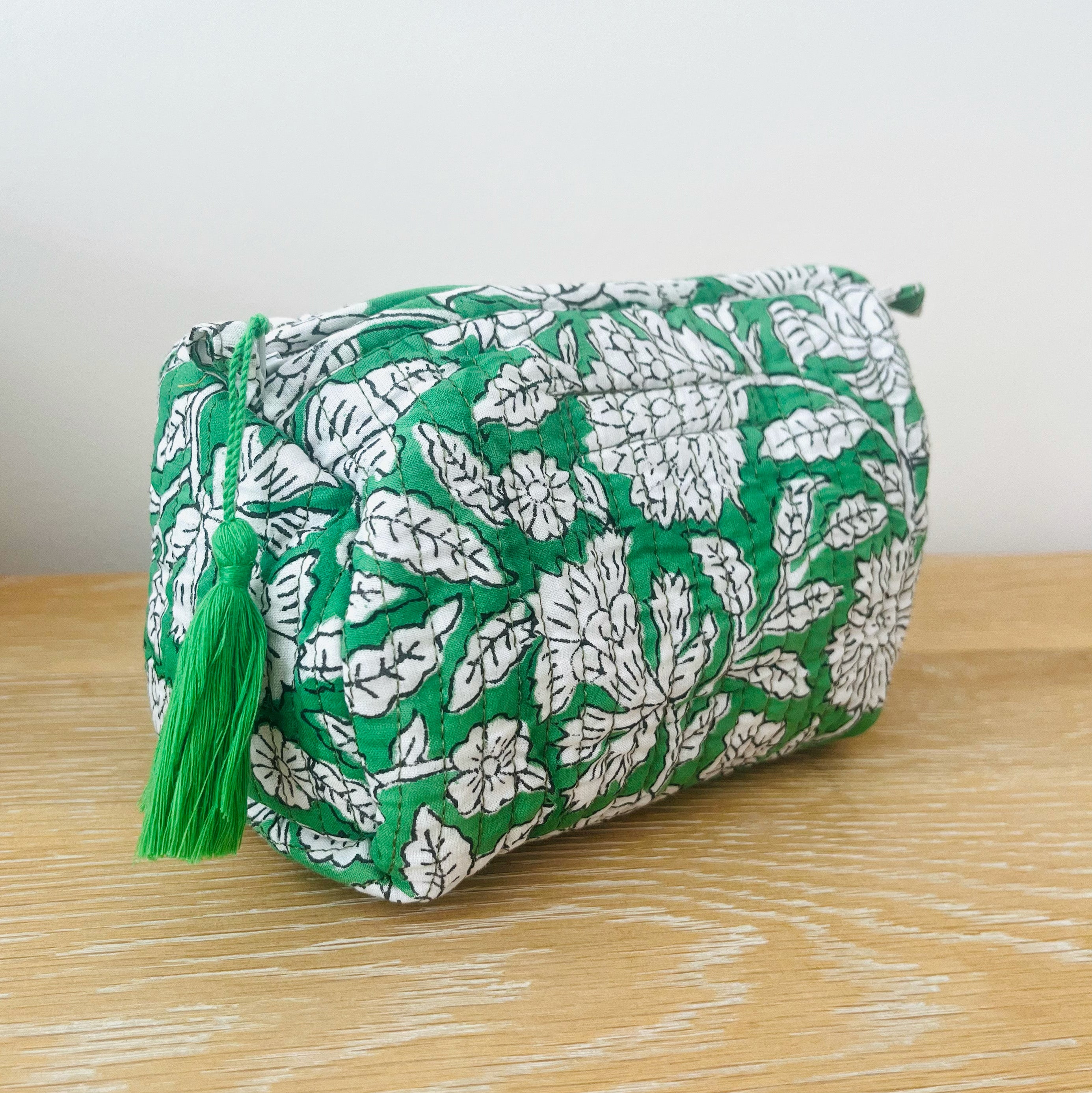 WASH BAG + MAKE UP POUCH SET - GREEN FLORAL