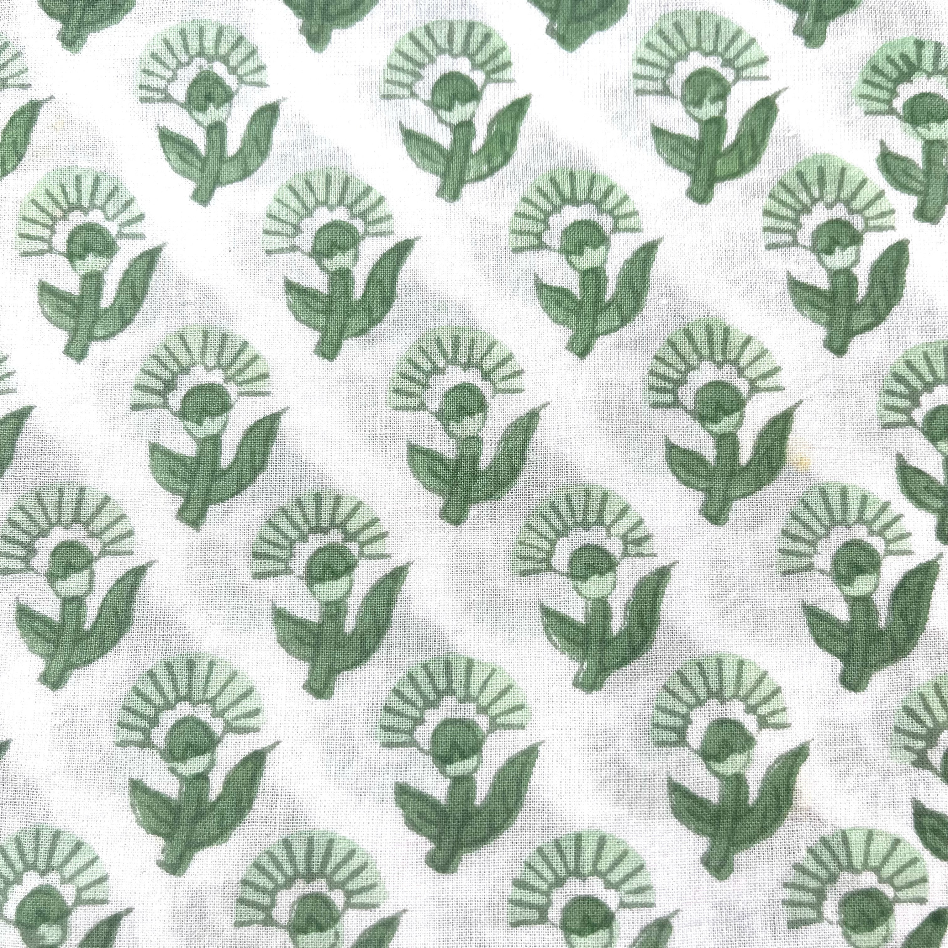 green_flower_close.jpg