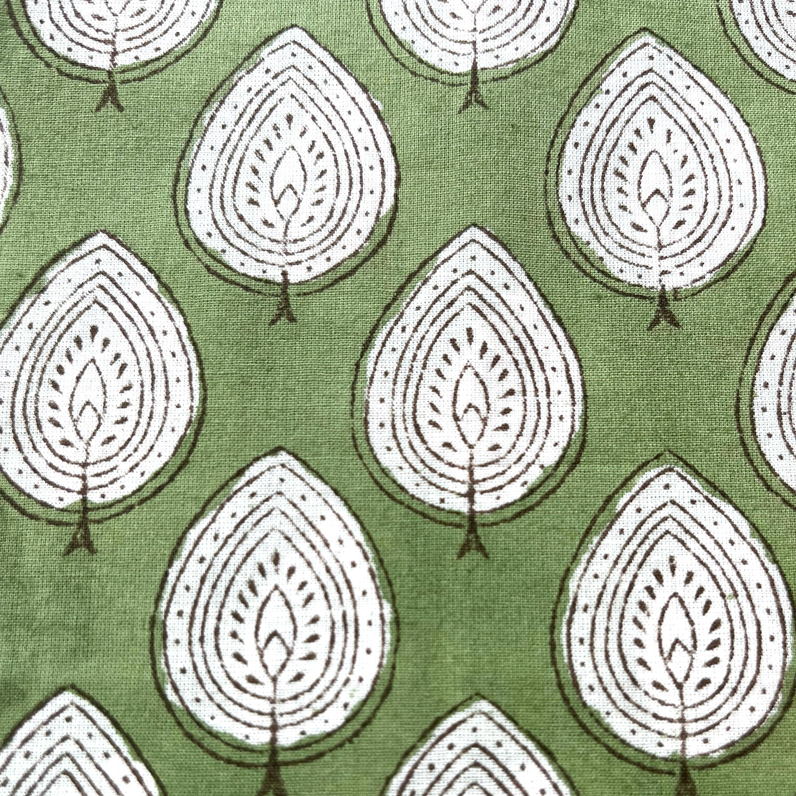 green_leaf_close.jpg