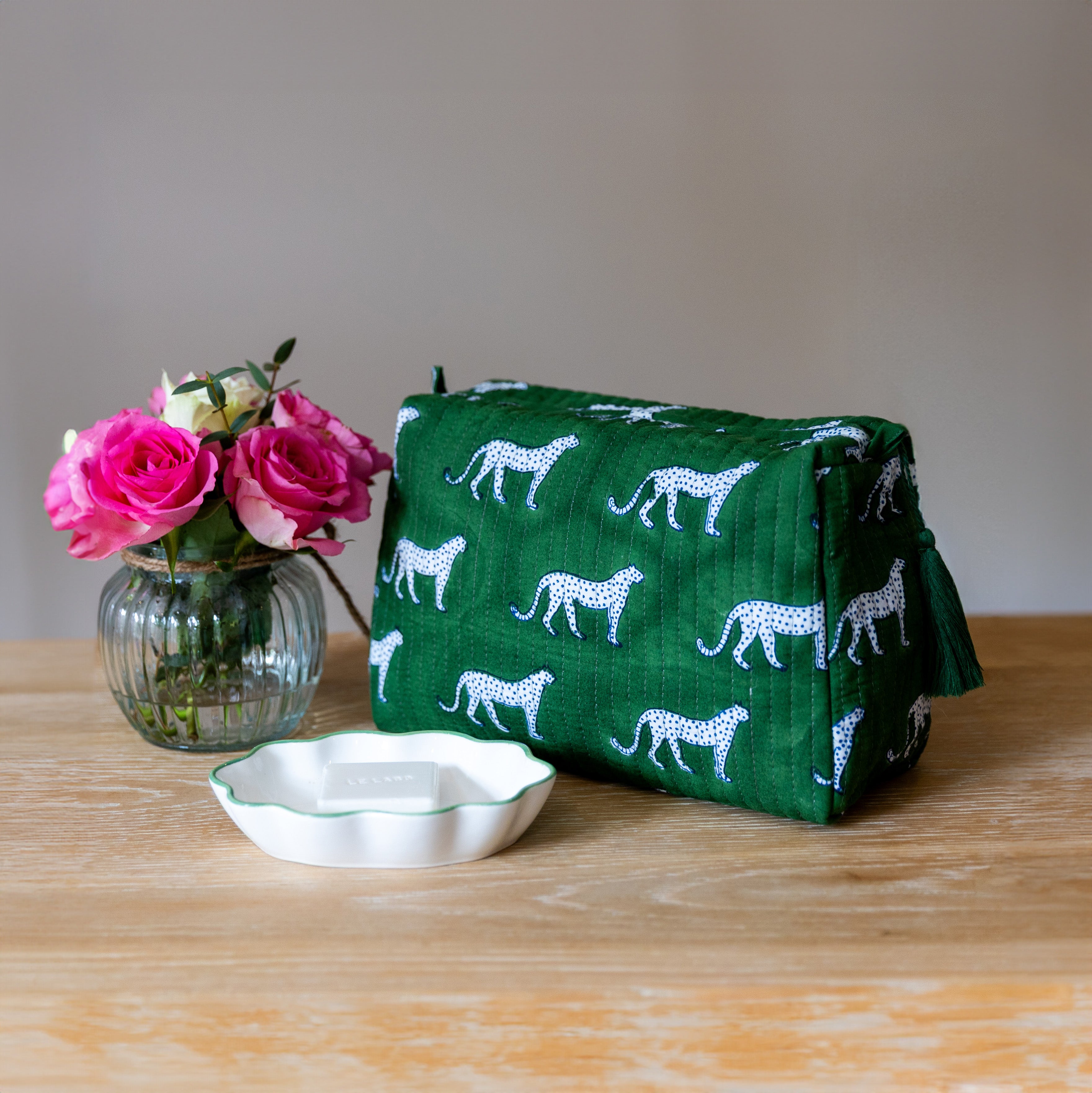 green_leopard_bathbag.jpg