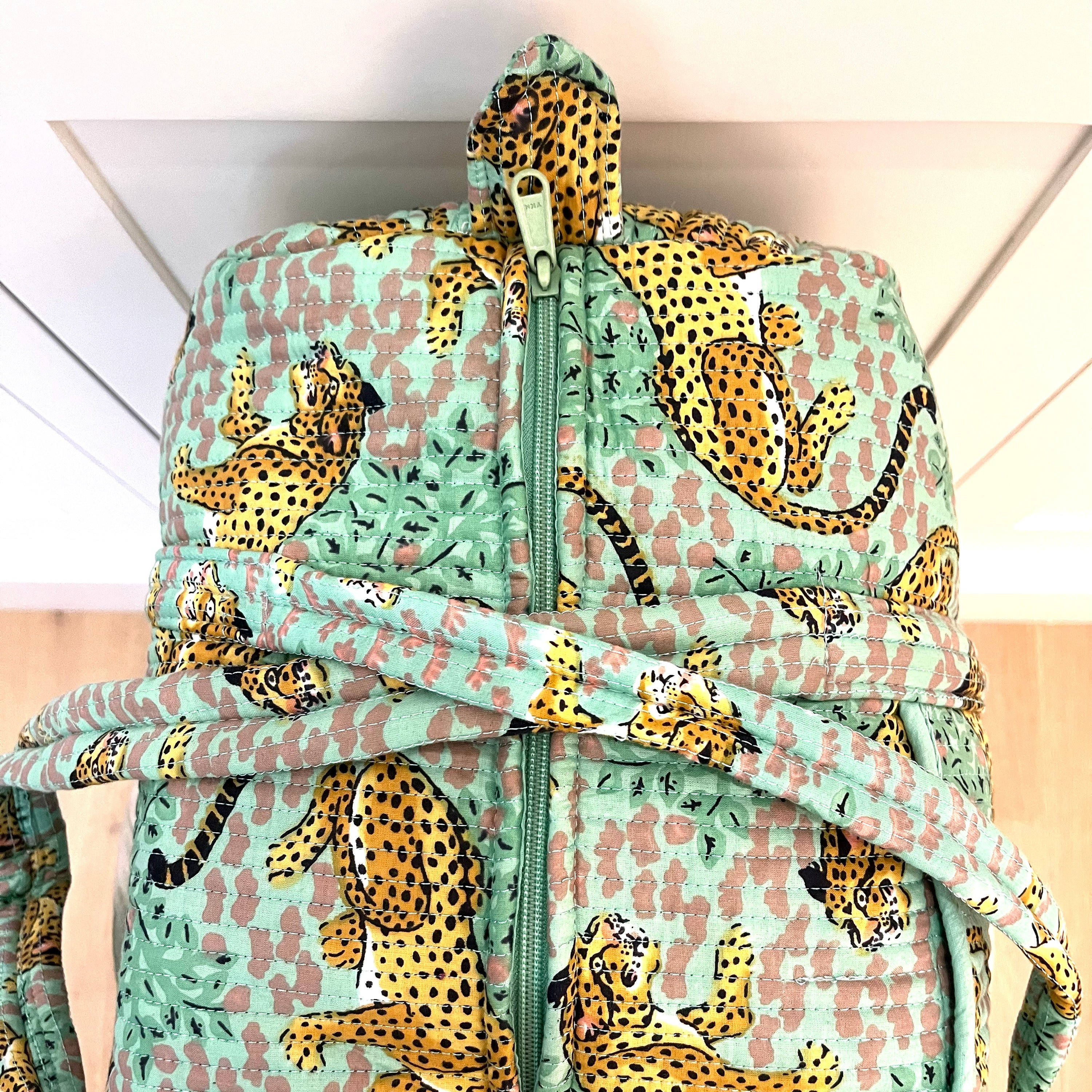 WEEKEND BAG - GREEN LEOPARD