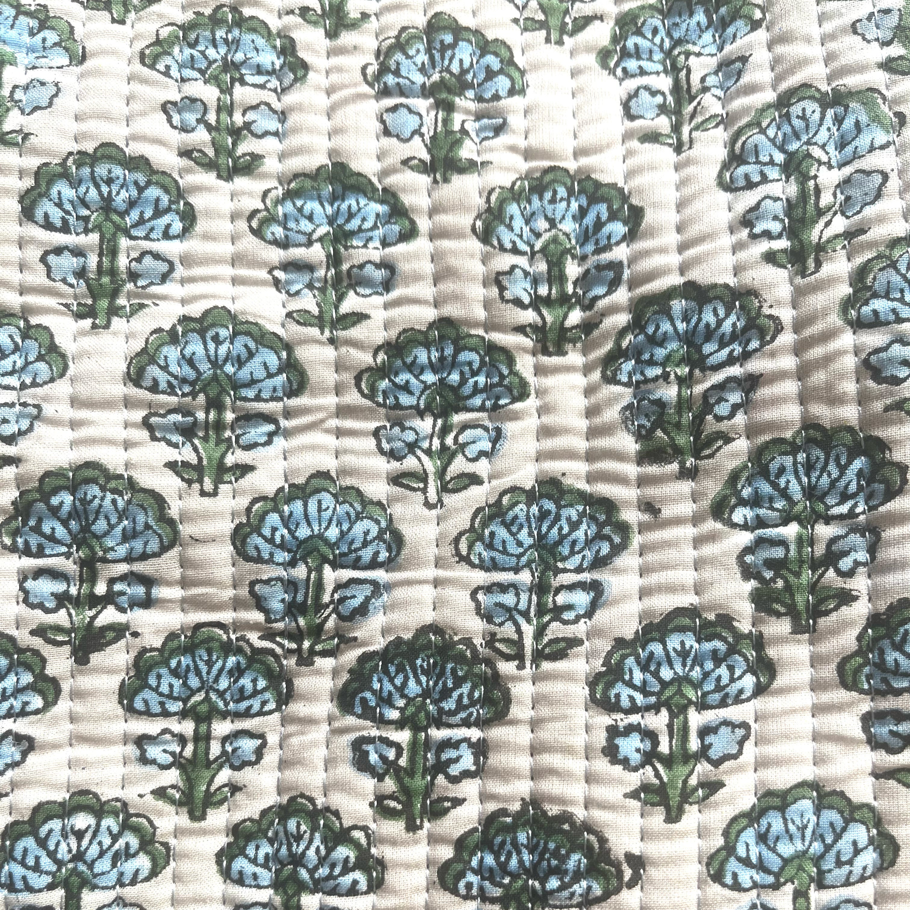 WEEKEND BAG - GREY WITH BLUE FLOWER