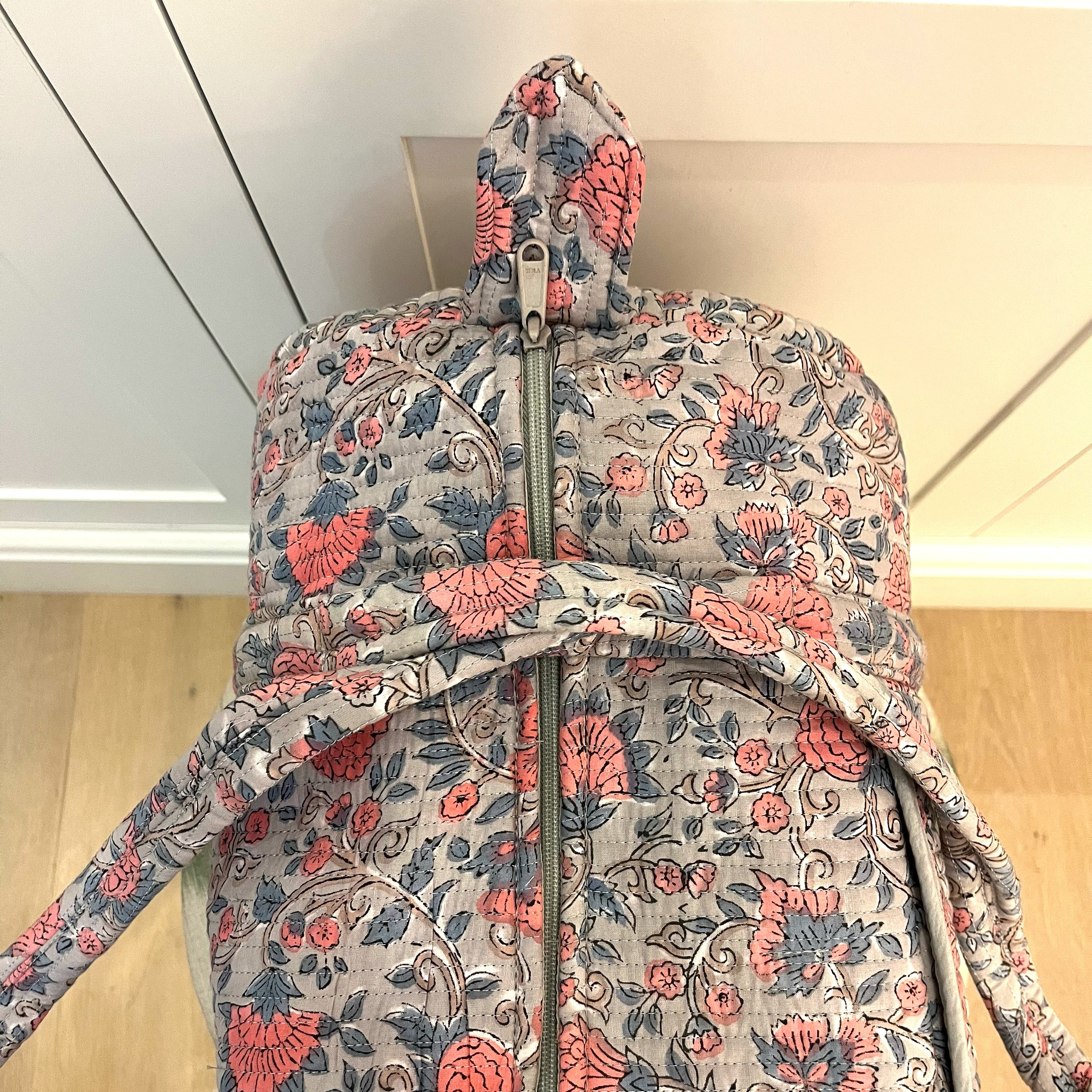WEEKEND BAG - GREY AND PINK FLOWER